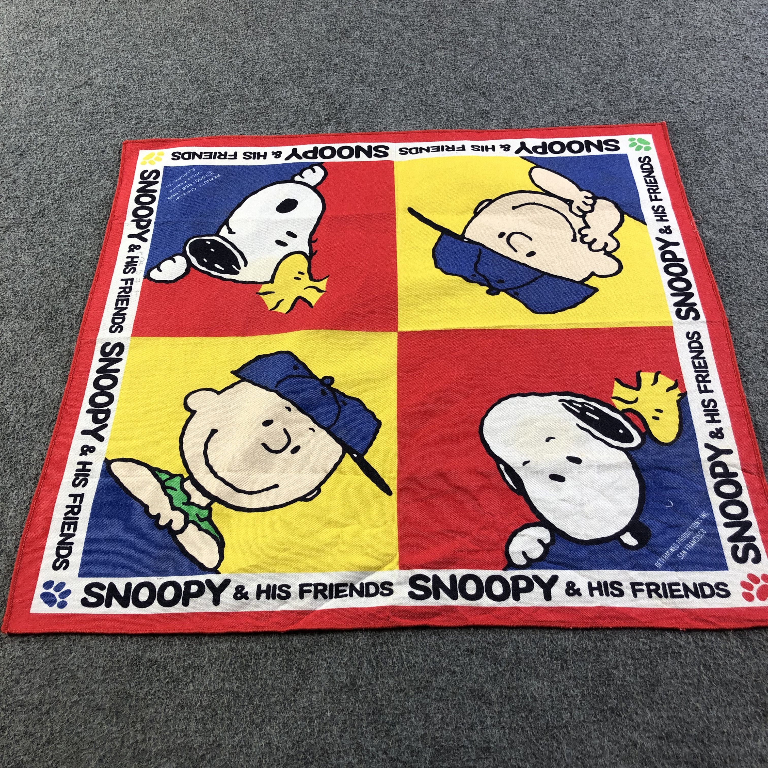 Peanuts × Vintage Snoopy Handkerchief Neckerchief Bandana H2312 Size ONE SIZE - 1 Thumbnail