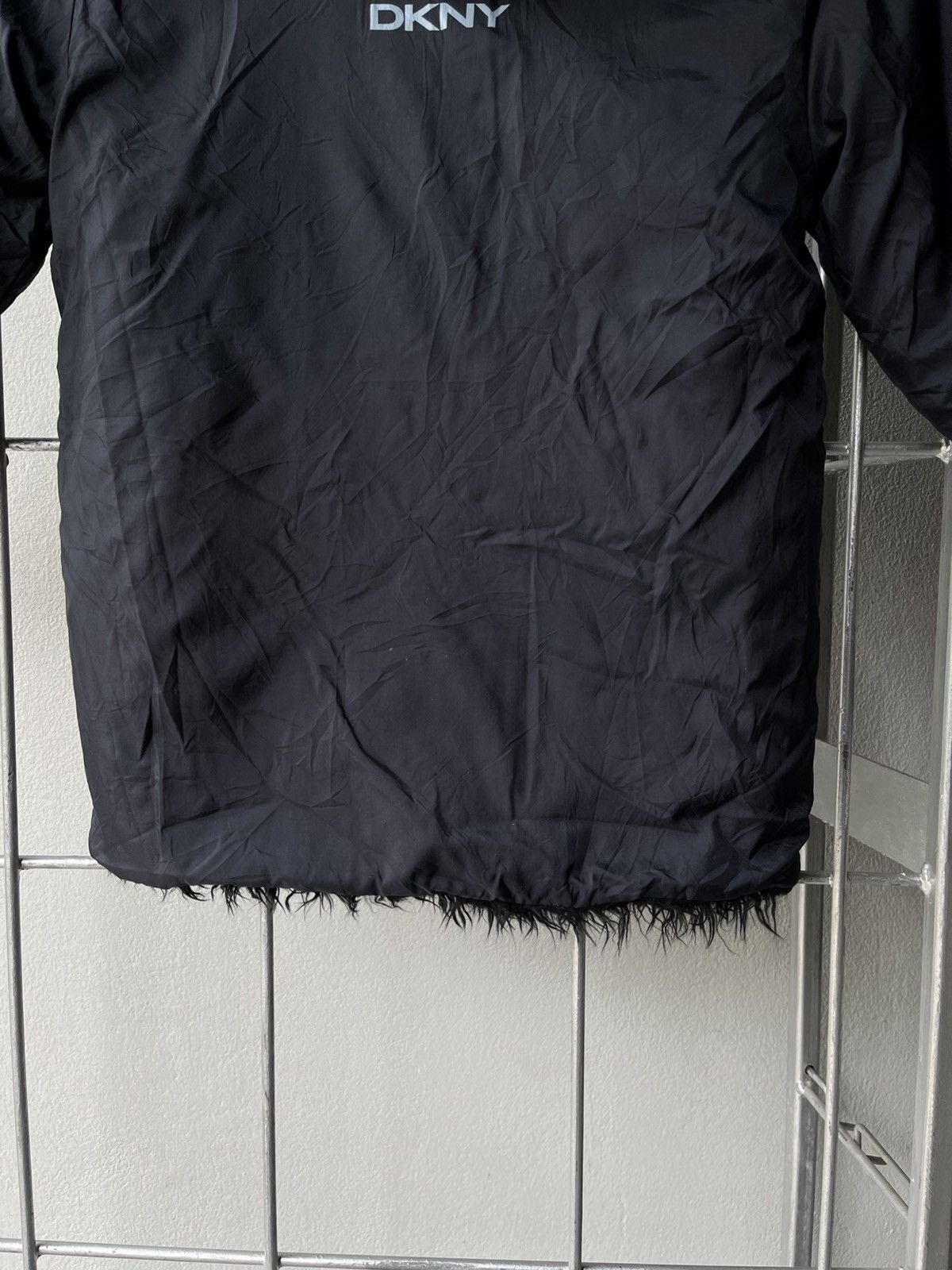 DKNY DKNY Shaggy black Faux fur jacket. Size ONE SIZE - 13 Thumbnail