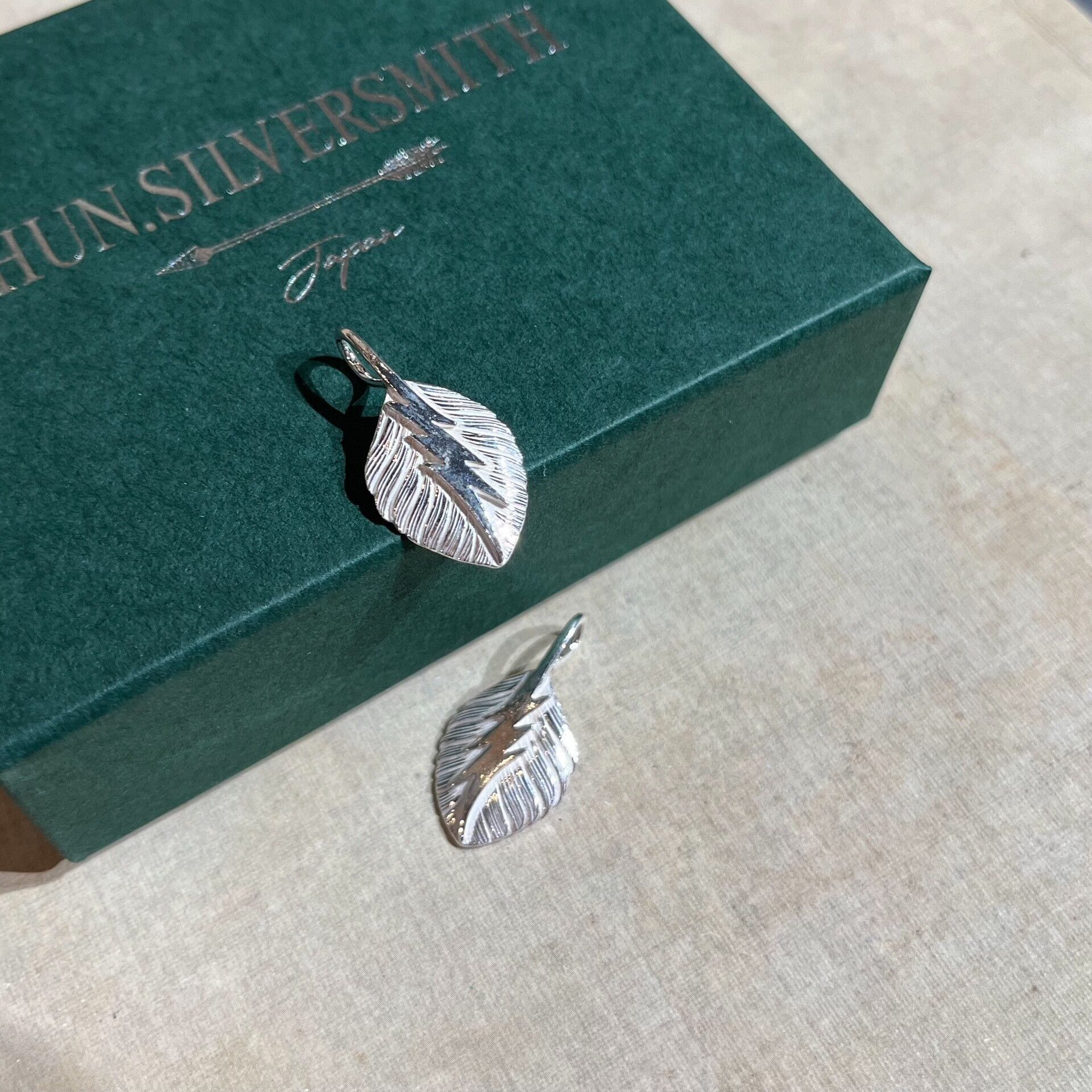 Larry Smith silver leaf pendant necklace from japan Size ONE SIZE - 1 Thumbnail