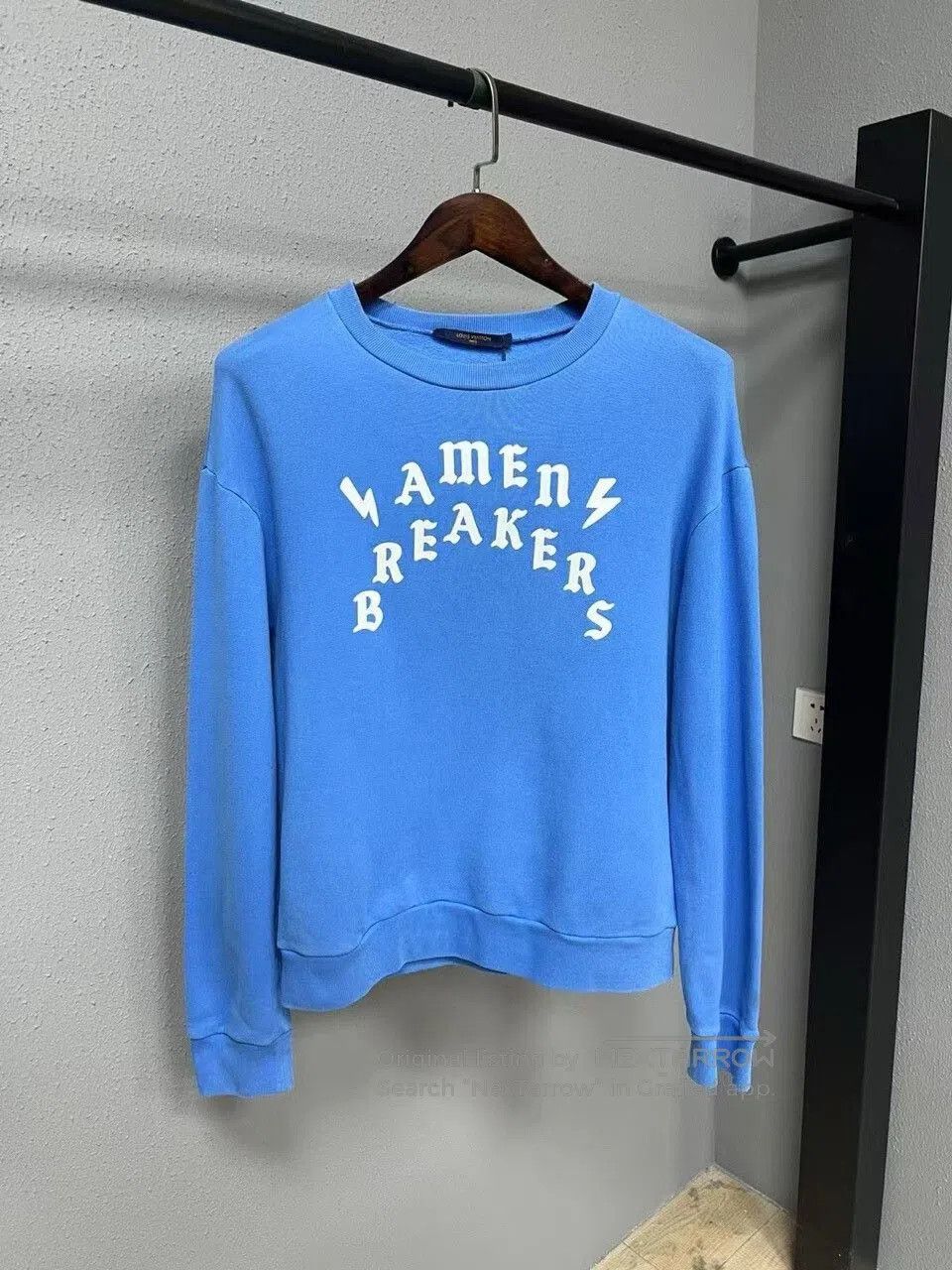 Louis Vuitton lv blue logo sweatshirt in size medium. Size US M / EU 48-50 / 2 - 1 Thumbnail