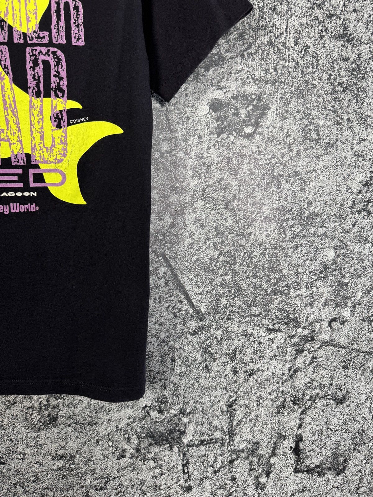 Disney × Vintage Men’s Disney Typhoon Lagoon Tee Made in USA Hammer Head Logo Size US S / EU 44-46 / 1 - 14 Thumbnail