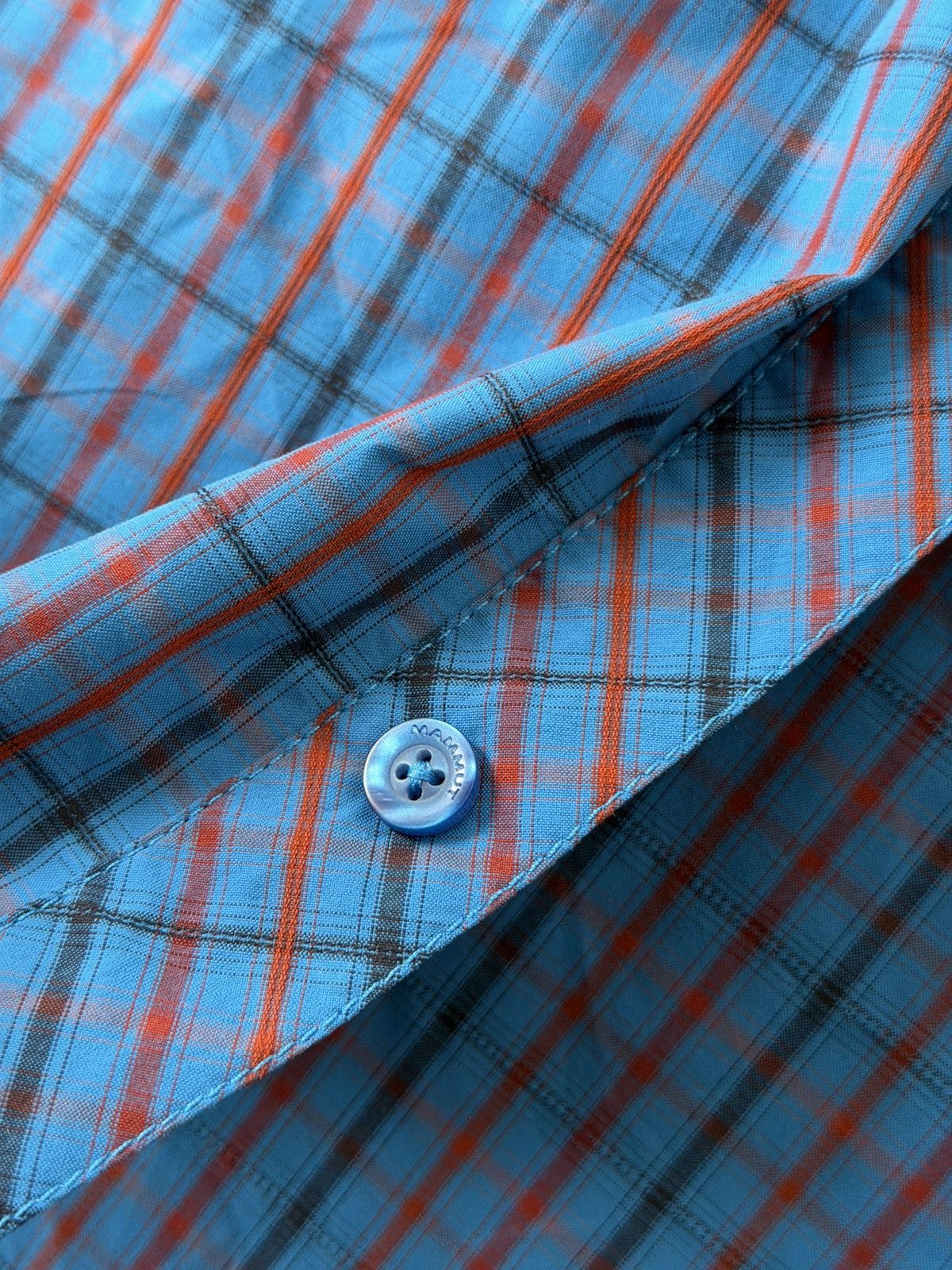 Mammut Mammut Short Sleeve Gorpcore Button Up Shirt Size US XL / EU 56 / 4 - 17 Thumbnail