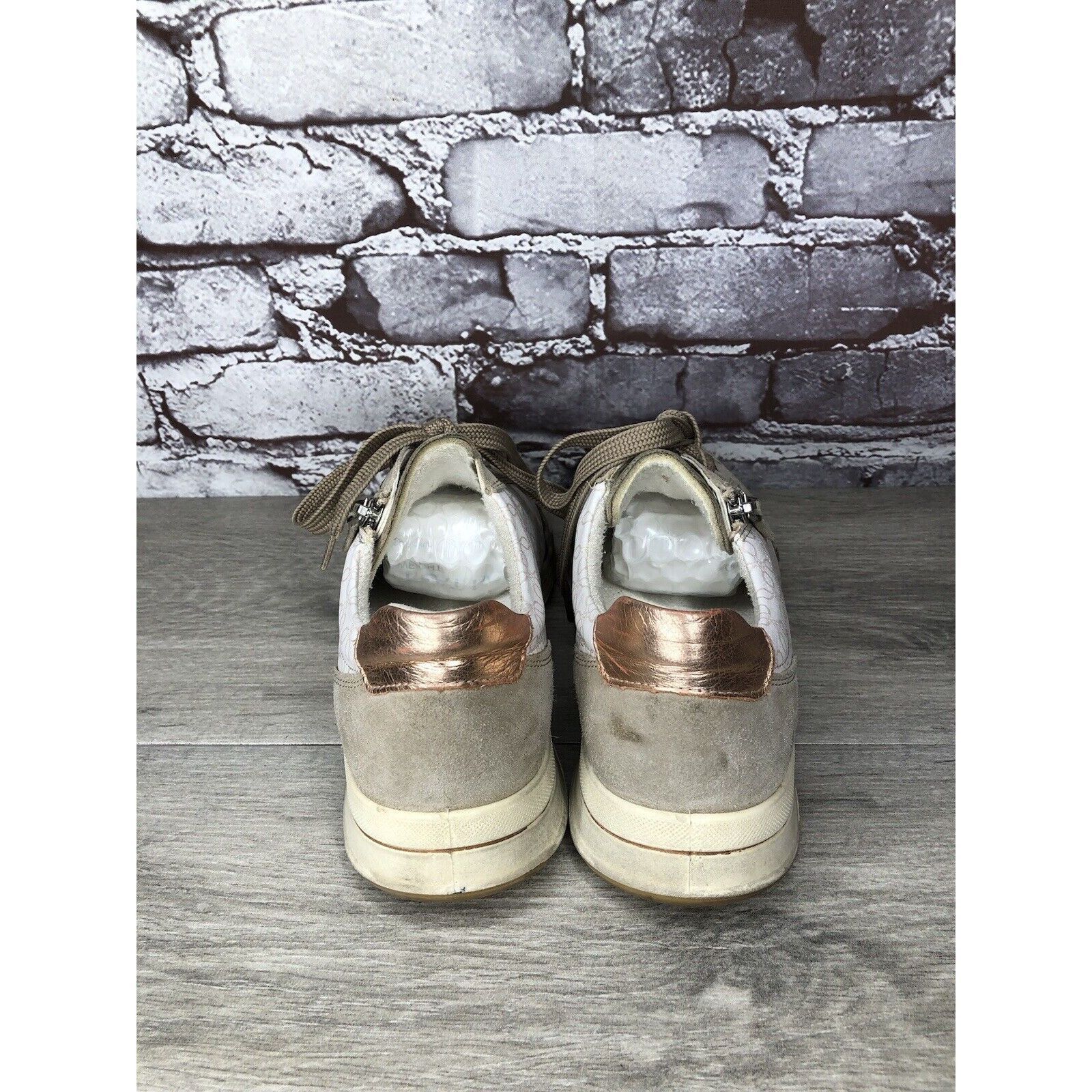 Other Ara Osaka White Leather Grey Suede Lace Up Sand Sneakers Wom Size US 7.5 / IT 37.5 - 4 Thumbnail
