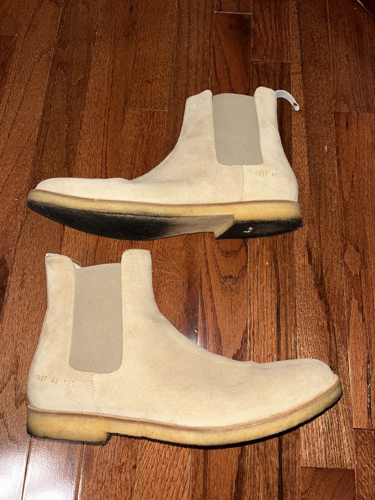 Common Projects Common Projects Chelsea Boots – Beige Suede Size US 10 / EU 43 - 1 Thumbnail