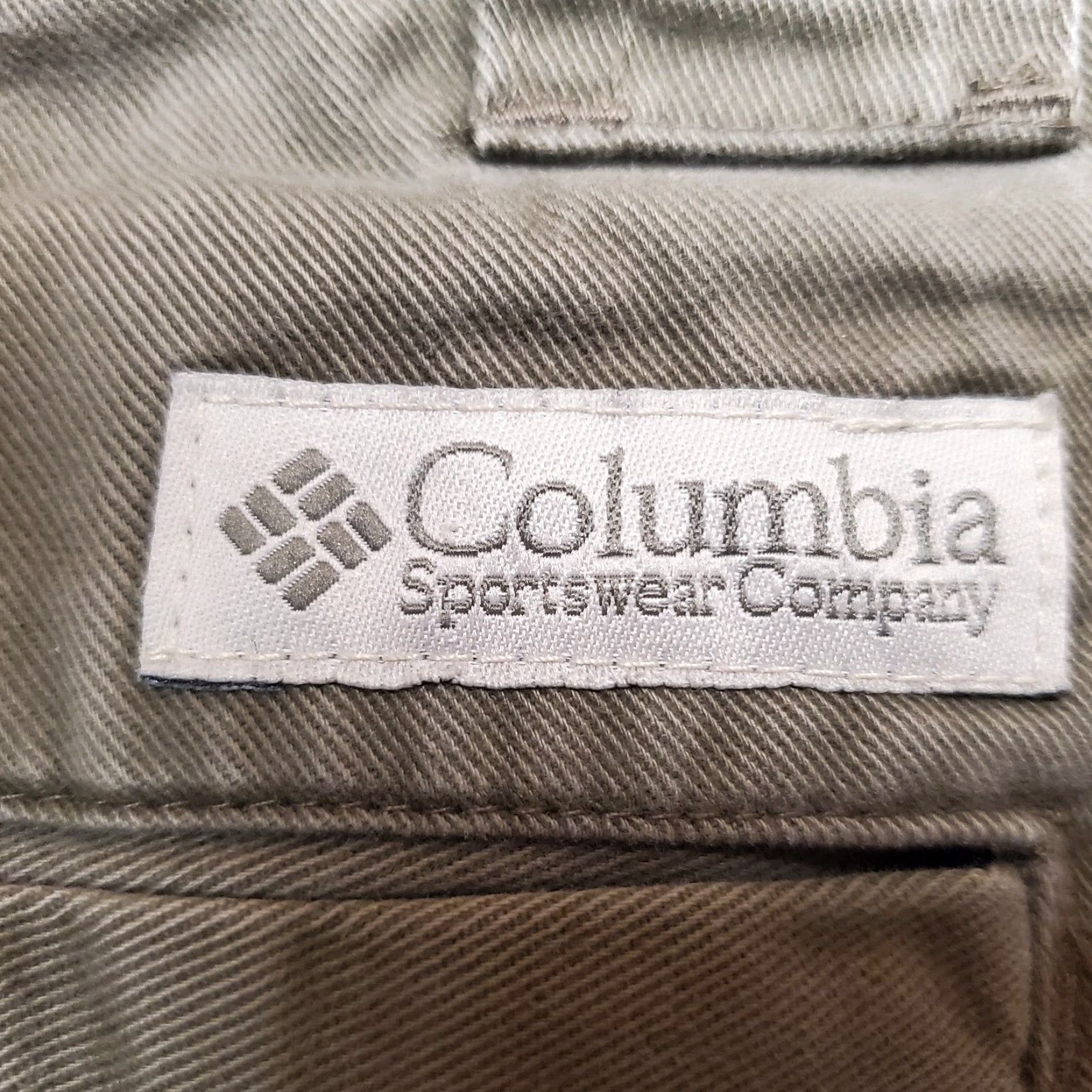 Vintage Columbia Cargo Shorts Men 36 Green Flat Front Twill Outdoors Casual Hike Cotton Pocketed Belt Loops Zip Front Size US 36 / EU 52 - 5 Thumbnail