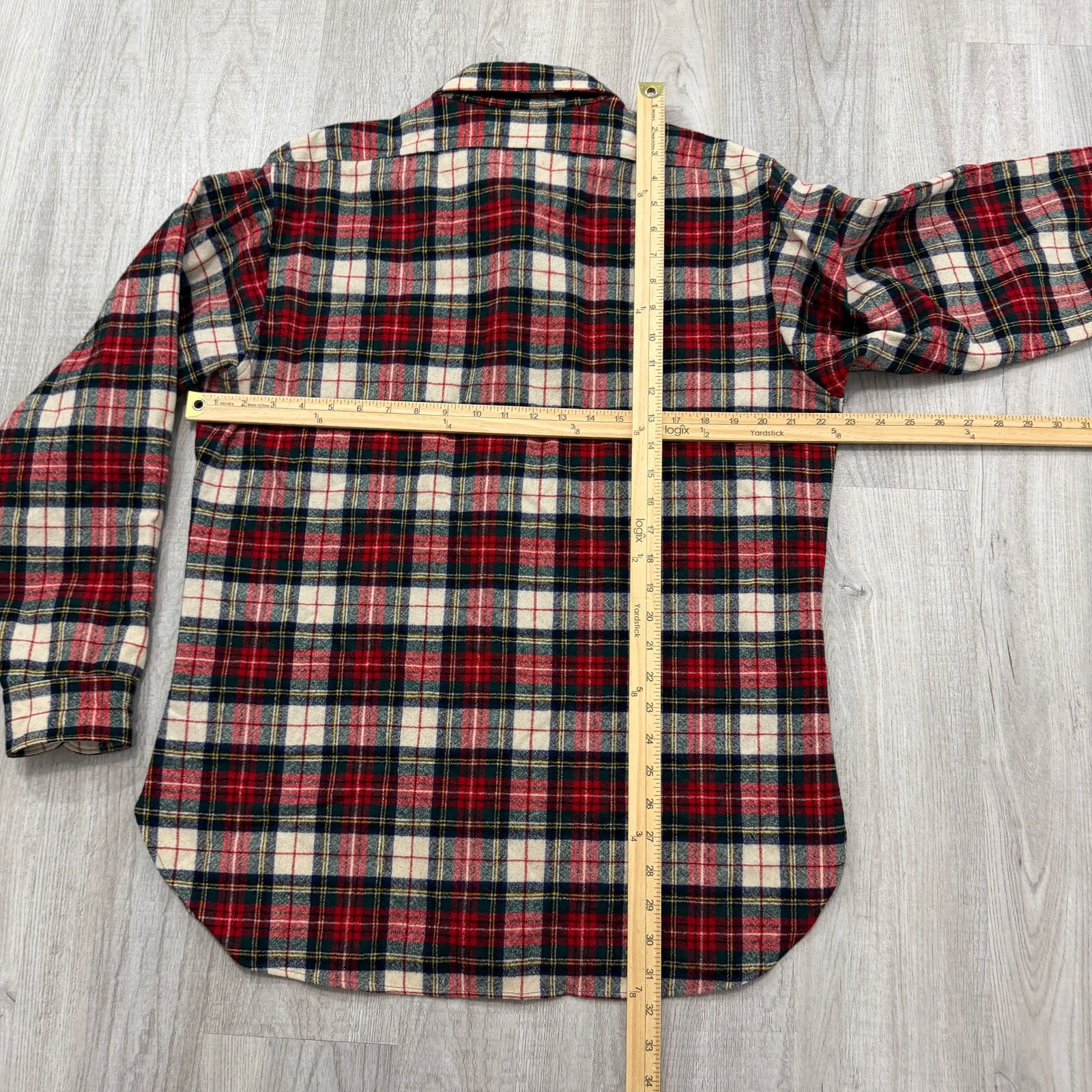 Pendleton Vintage Pendleton Virgin Wool Flannel Shirt Mens Large Plaid Size US L / EU 52-54 / 3 - 6 Thumbnail