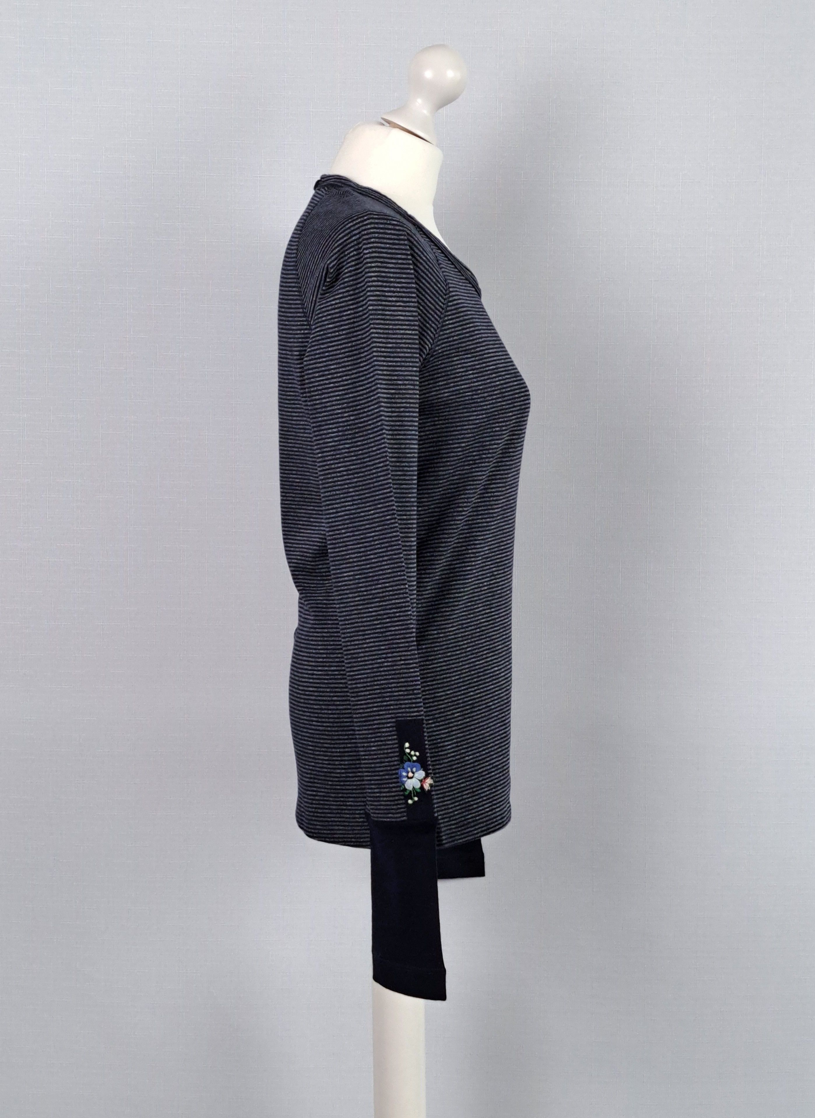 Other HIGH everyday couture striped pullover. Size M Size M / US 6-8 / IT 42-44 - 2 Thumbnail