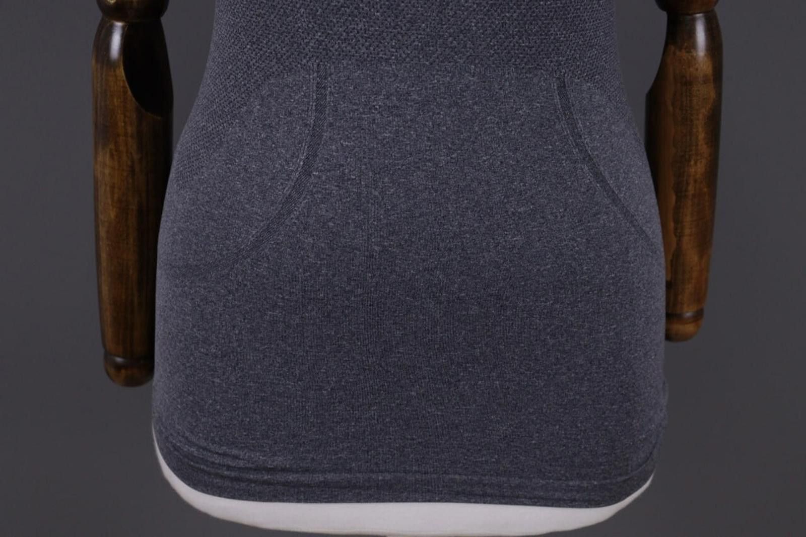 Lululemon Lululemon Athletica Gray Layer Top Pullover Shirt Size 4 Size S / US 4 / IT 40 - 2 Thumbnail