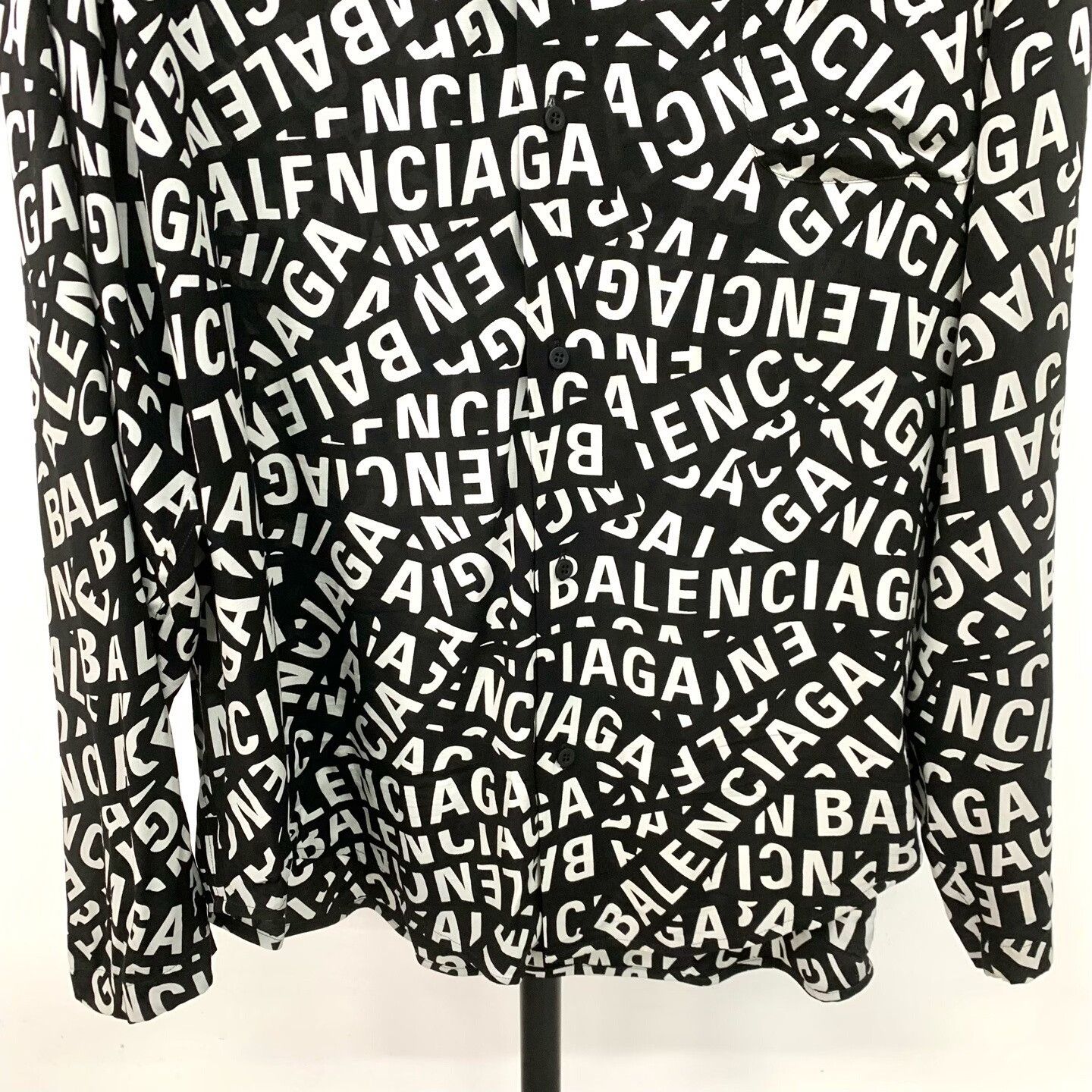 Balenciaga balenciaga logo print long sleeve shirt Size US L / EU 52-54 / 3 - 4 Thumbnail