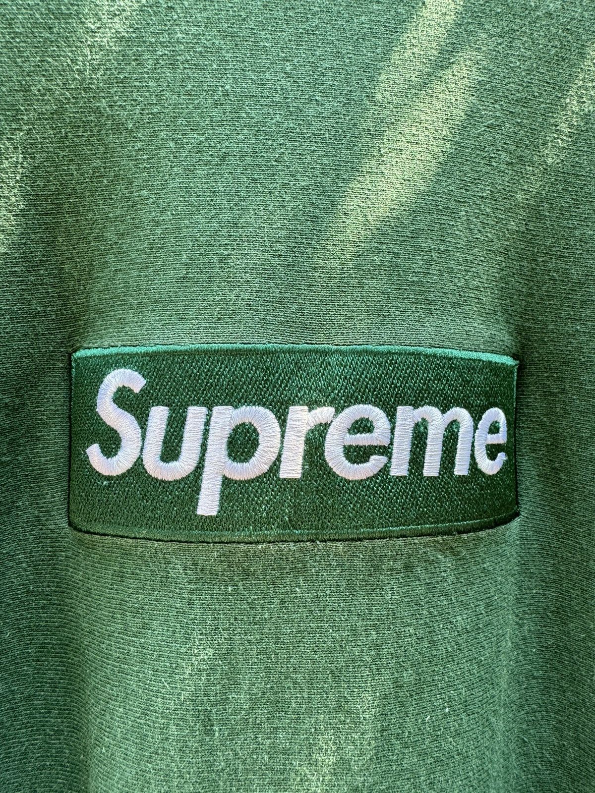 Supreme Forest Green Box Logo Crewneck FINAL PRICE DROP!! Size US L / EU 52-54 / 3 - 4 Thumbnail