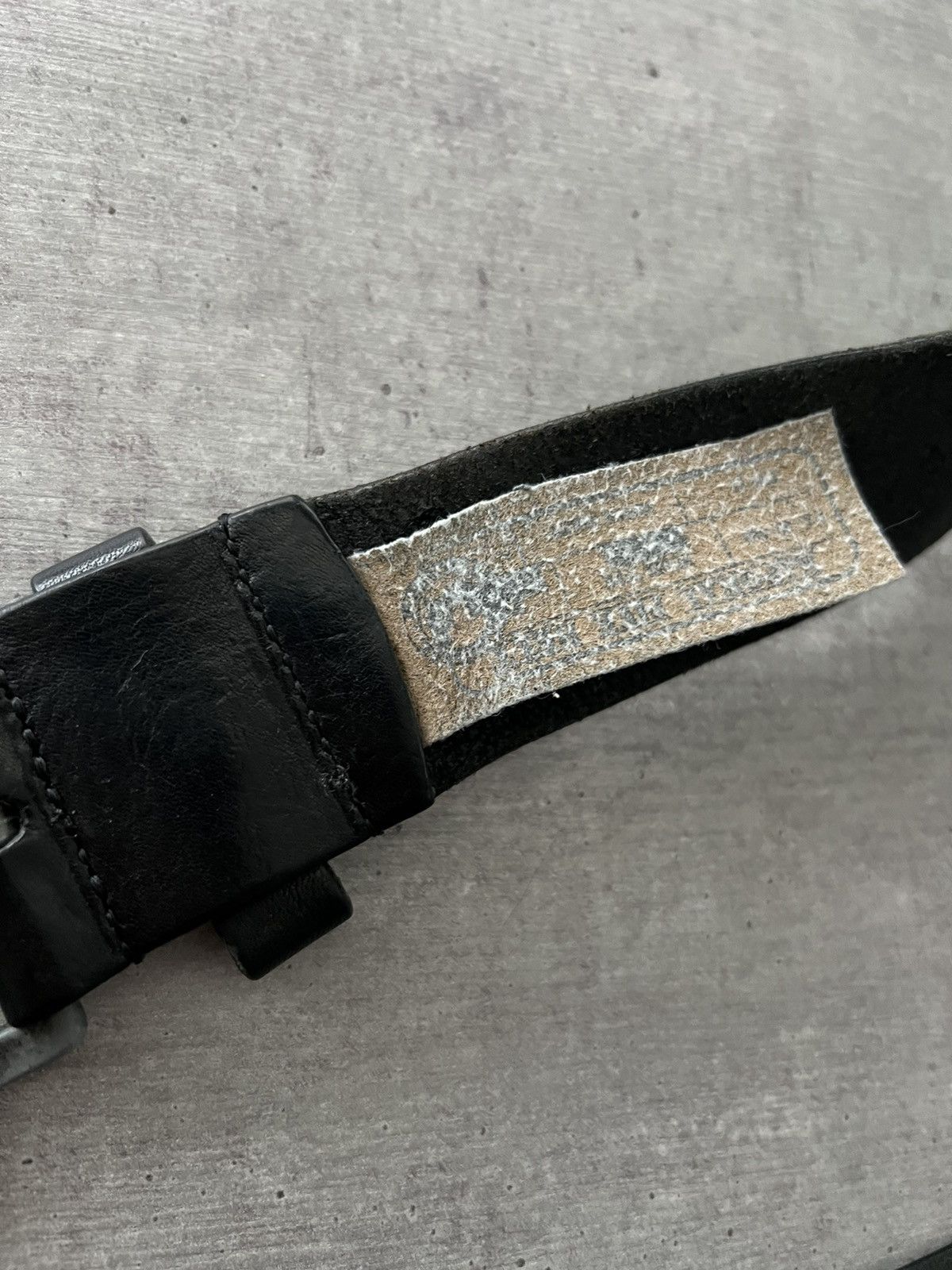 ‼️FREE WW SHIPPING‼️ Vintage KAPORAL Avant-garde leather belt.