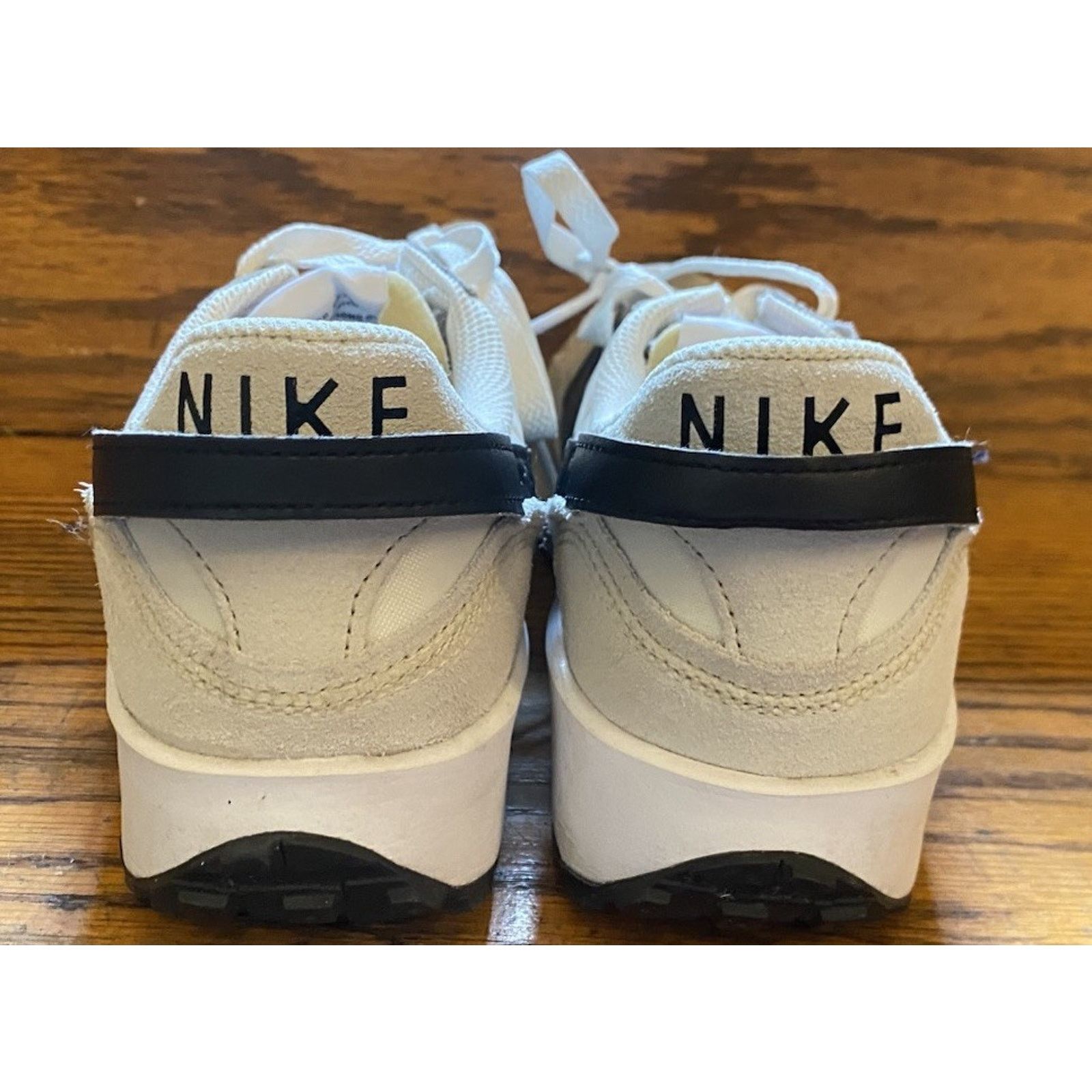Nike Nike Sanddrift Black Women 8 Athletic Running Shoes Sneakers Size US 8 / IT 38 - 4 Thumbnail