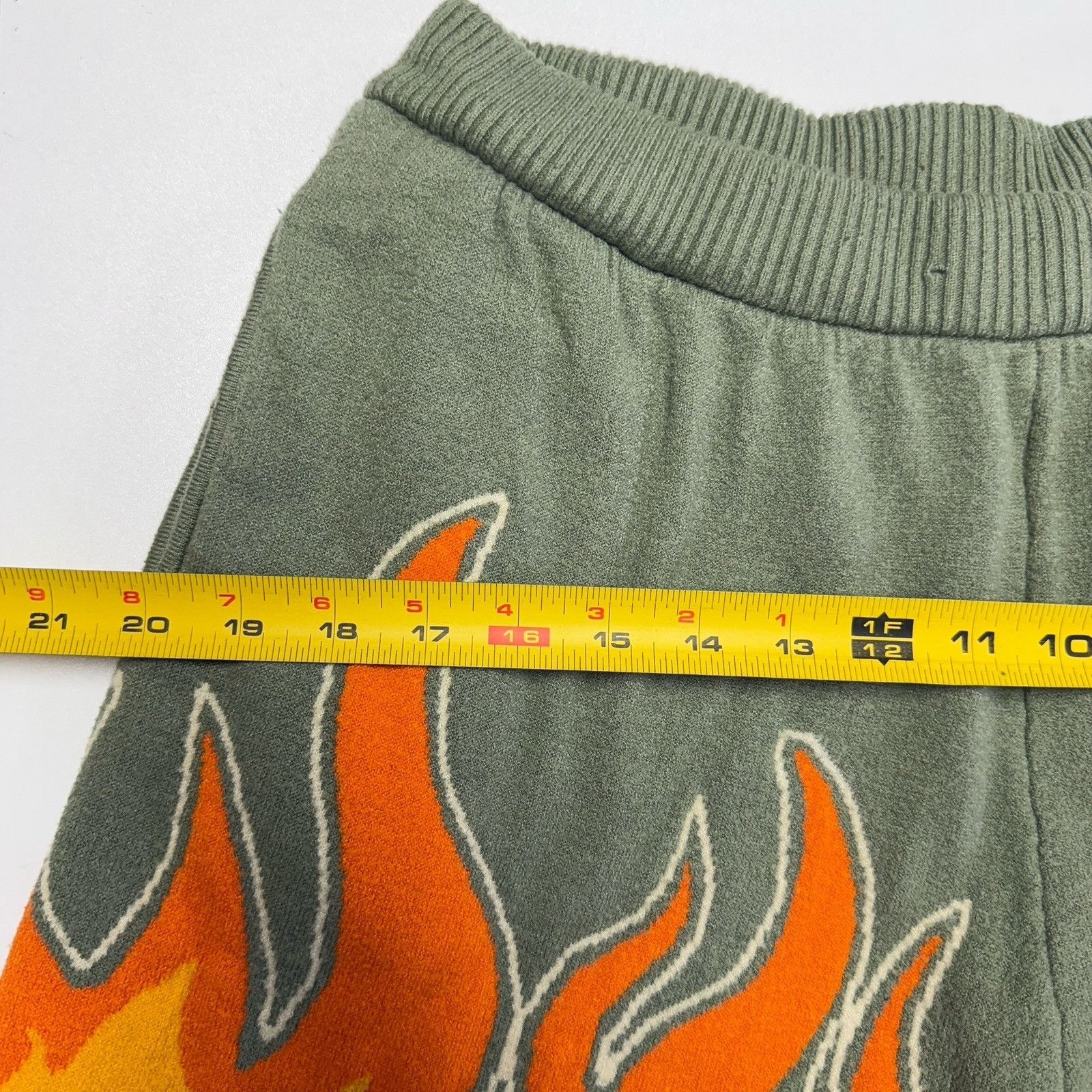 Other Rebel Minds Fleece Flame Shorts Mens Size 29x5 Faded Green Size US 29 - 10 Thumbnail