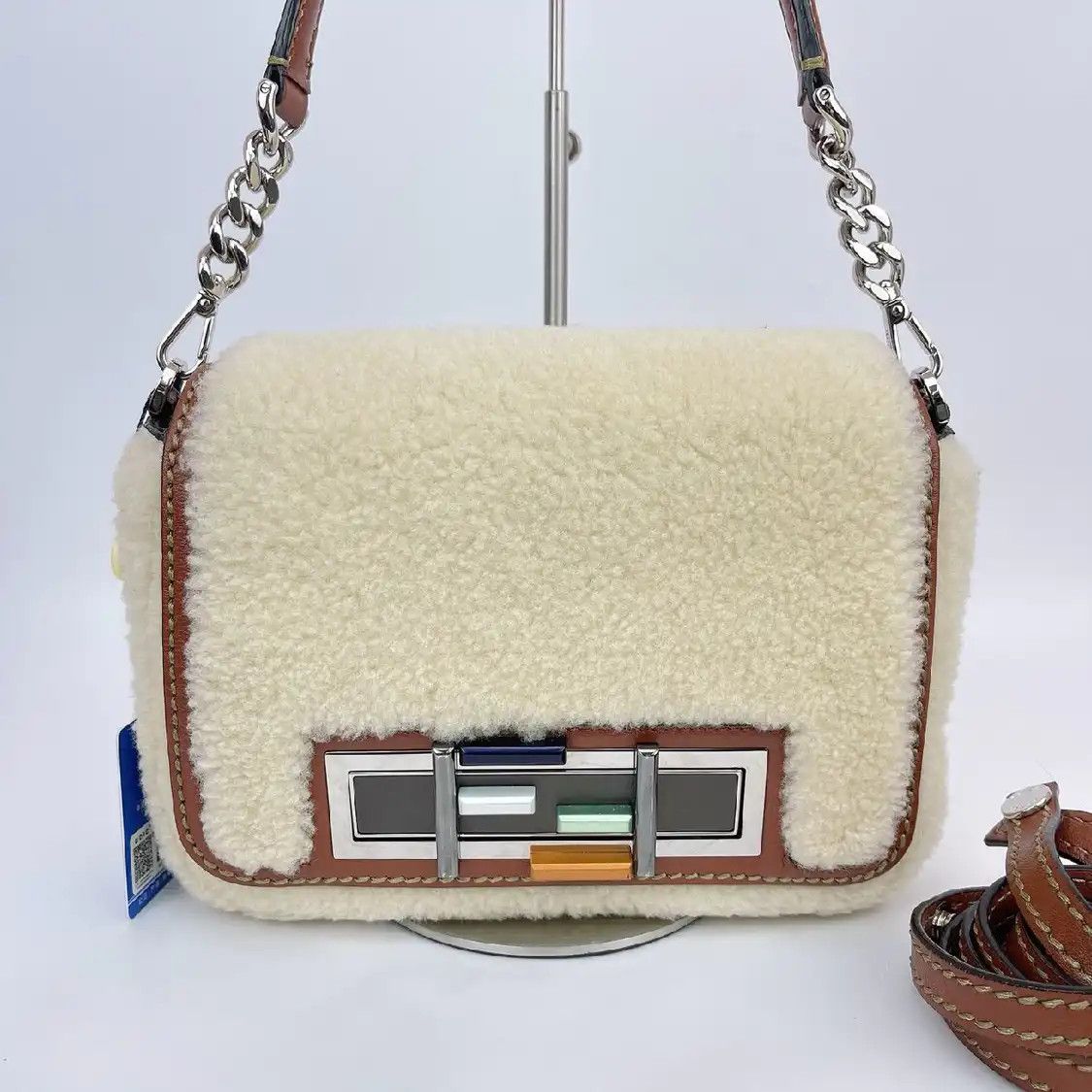 Fendi FENDI Baguette white fabric crossbody bag Size ONE SIZE - 1 Thumbnail