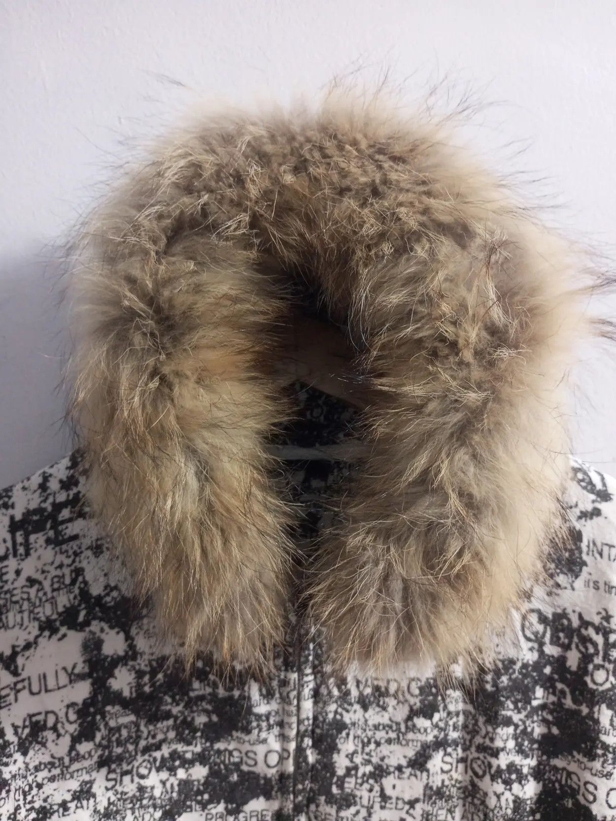20471120 Vintage detective struct poem full print fur hoodie Size US XL / EU 56 / 4 - 7 Thumbnail