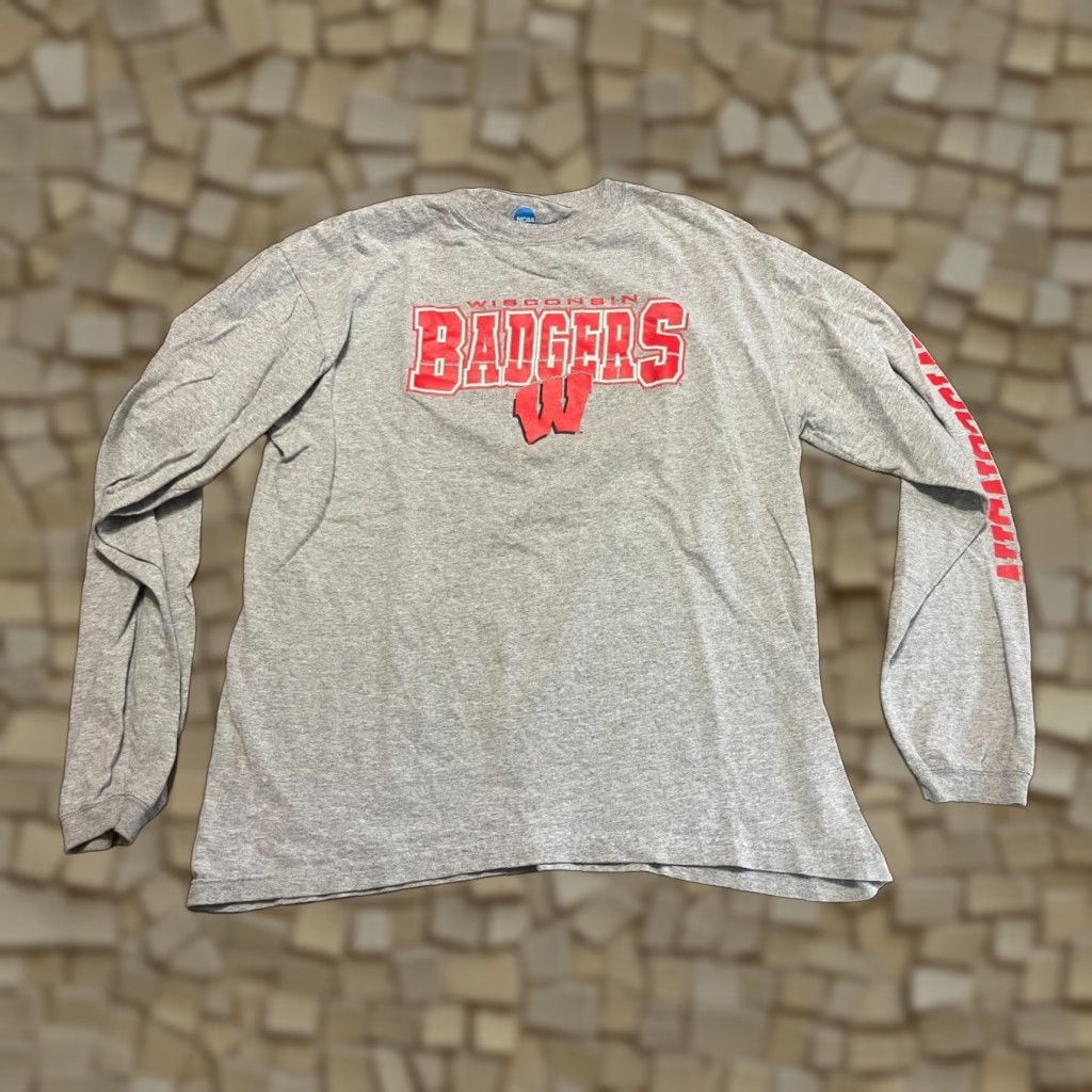 NCAA NCAA Shirt, Men’s XL, Gray, Long Sleeve, Wisconsin Badger, Crew Neck, Cotton, Machine Washable, Regular Fit, Solid, T-Shirt, Department: Men Size US XL / EU 56 / 4 - 1 Thumbnail
