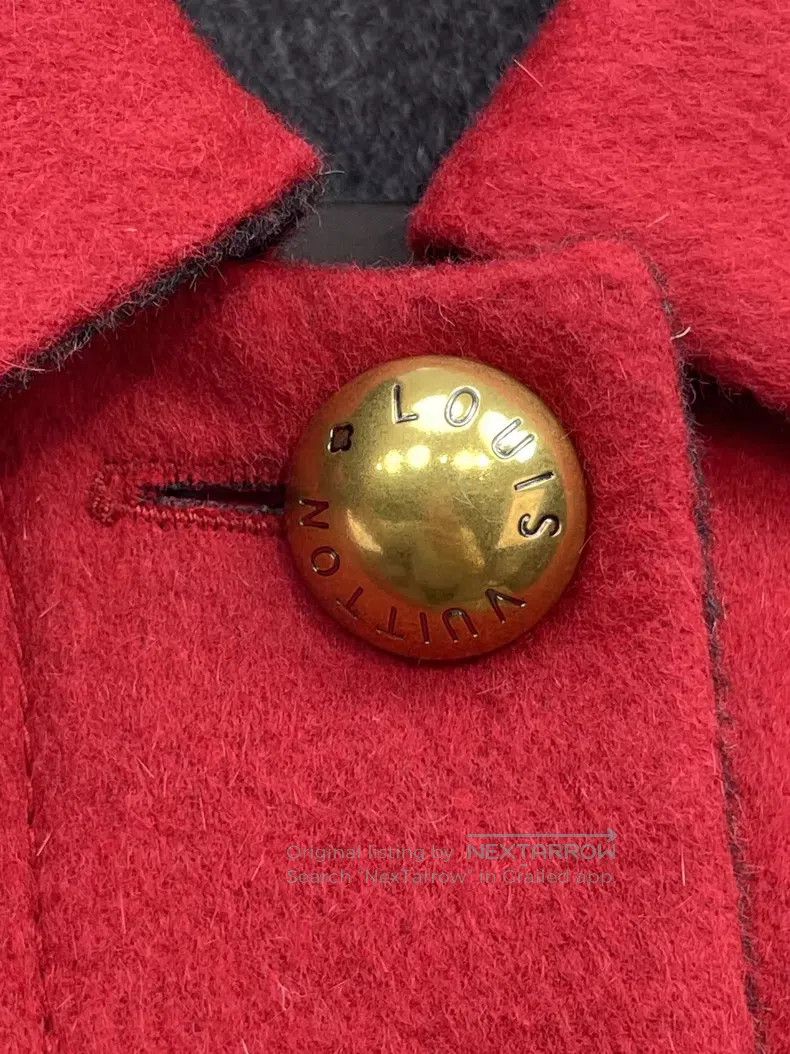 Louis Vuitton Louis Vuitton Red gold button wool Cape jacket Size XS / US 0-2 / IT 36-38 - 5 Thumbnail