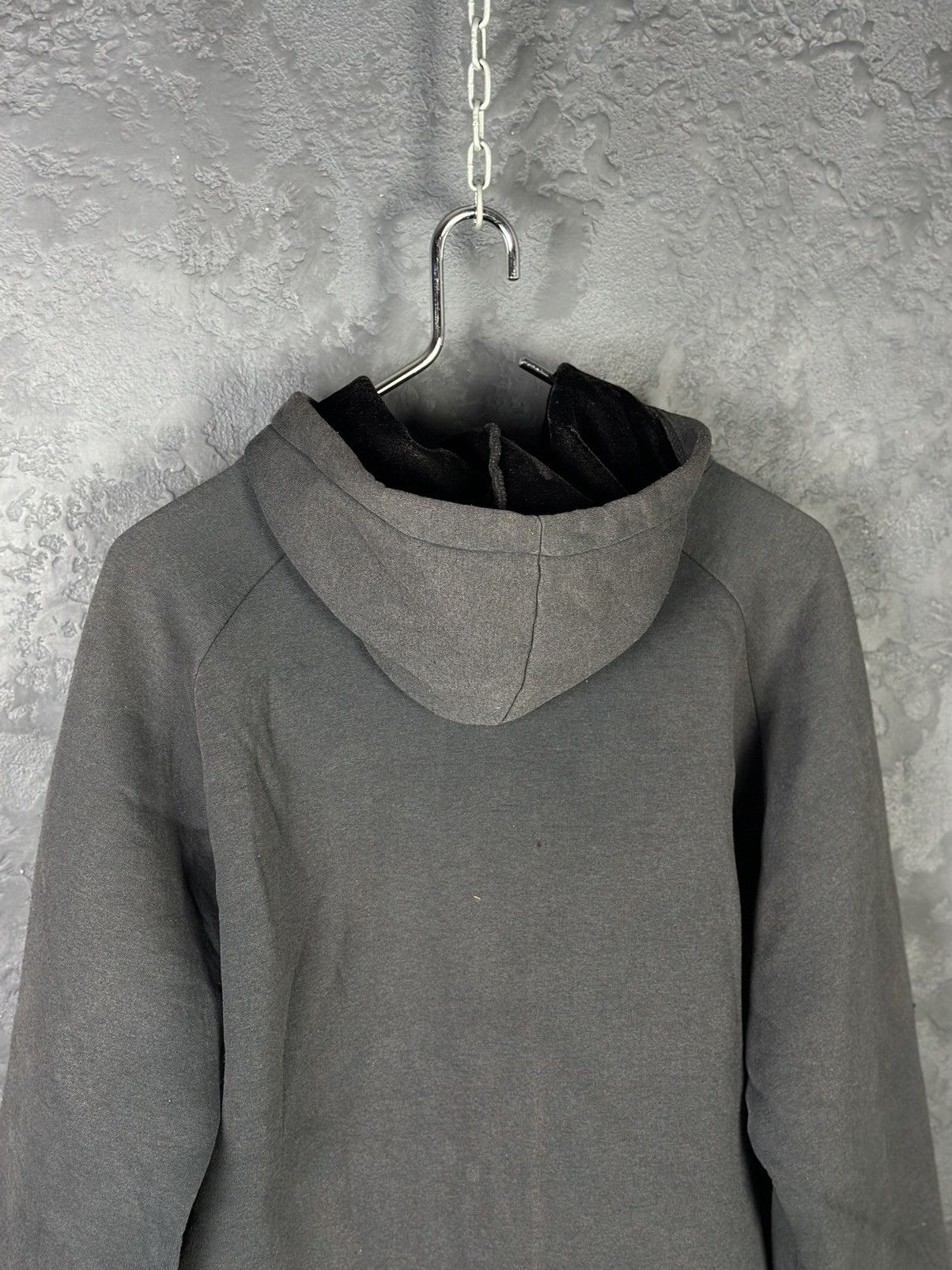 Carhartt × Vintage Vintage Carhartt Black Thermal Lined Zip Hoodie Sweatshirt Size US L / EU 52-54 / 3 - 5 Thumbnail