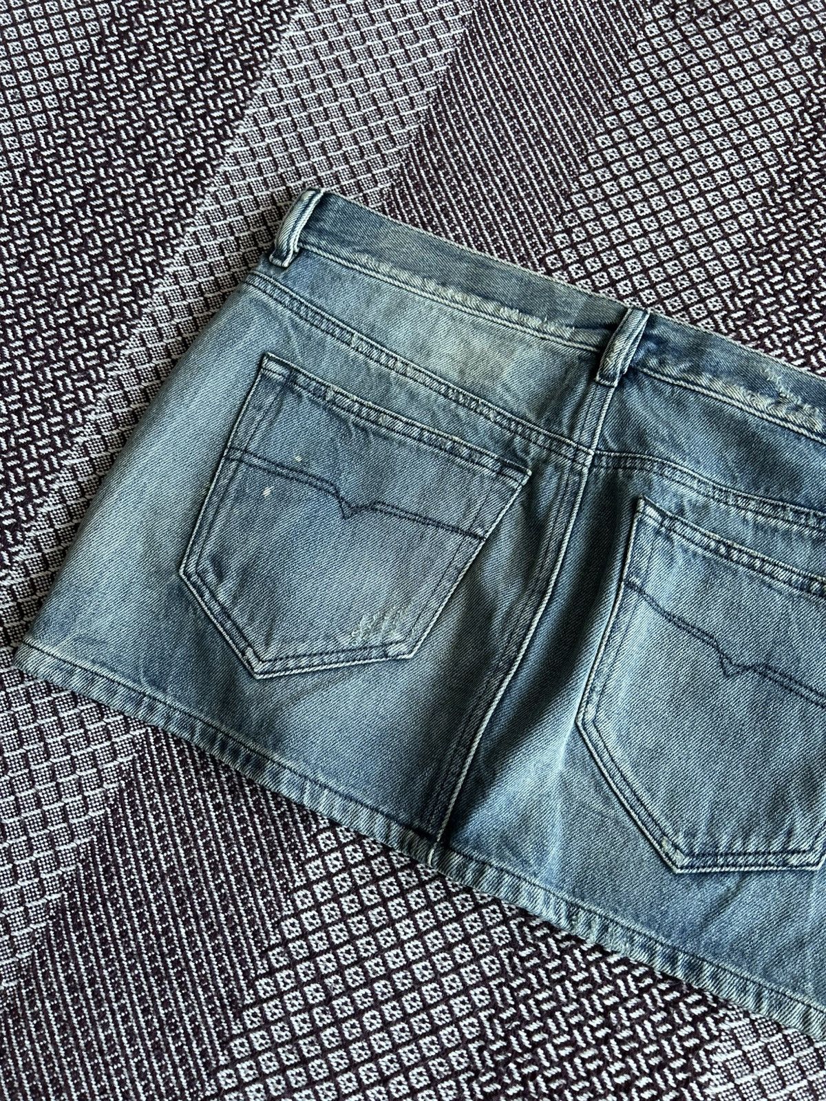 Diesel Vintage Diesel Mini Skirt Distressed Y2K Faded 00s Size 30 Size 30" / US 8 / IT 44 - 3 Thumbnail