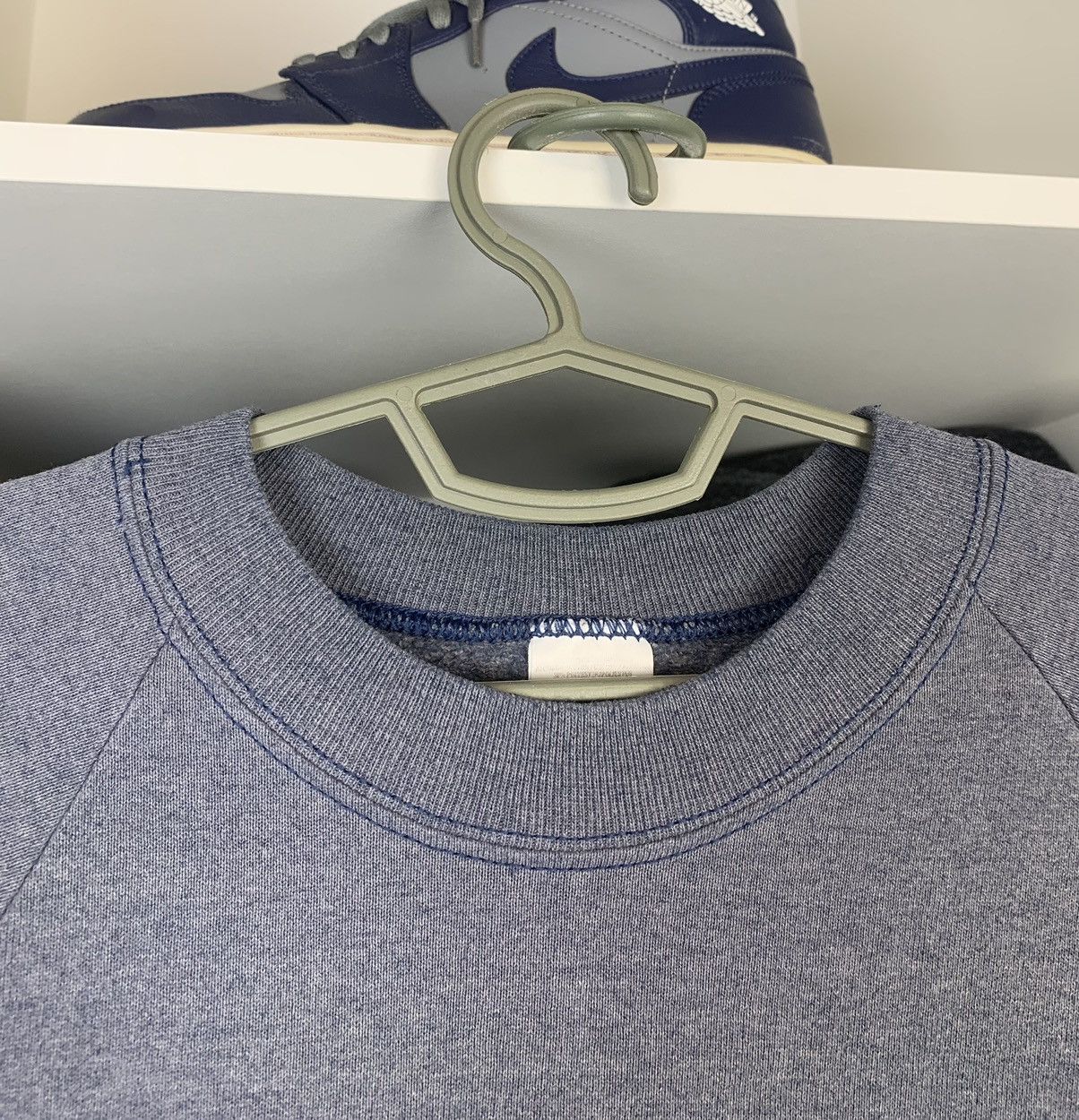 Fruit Of The Loom Vintage Fruit Of The Loom Faded Blank Sweatshirt Size US L / EU 52-54 / 3 - 3 Thumbnail
