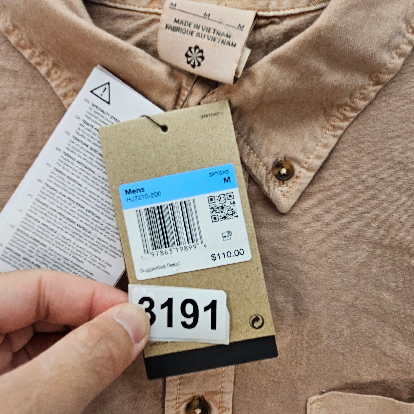 Nike NIKE MEN'S MEDIUM ACG-STYLE BUTTON DOWN OXFORD SHIRT TAN Size US M / EU 48-50 / 2 - 3 Thumbnail