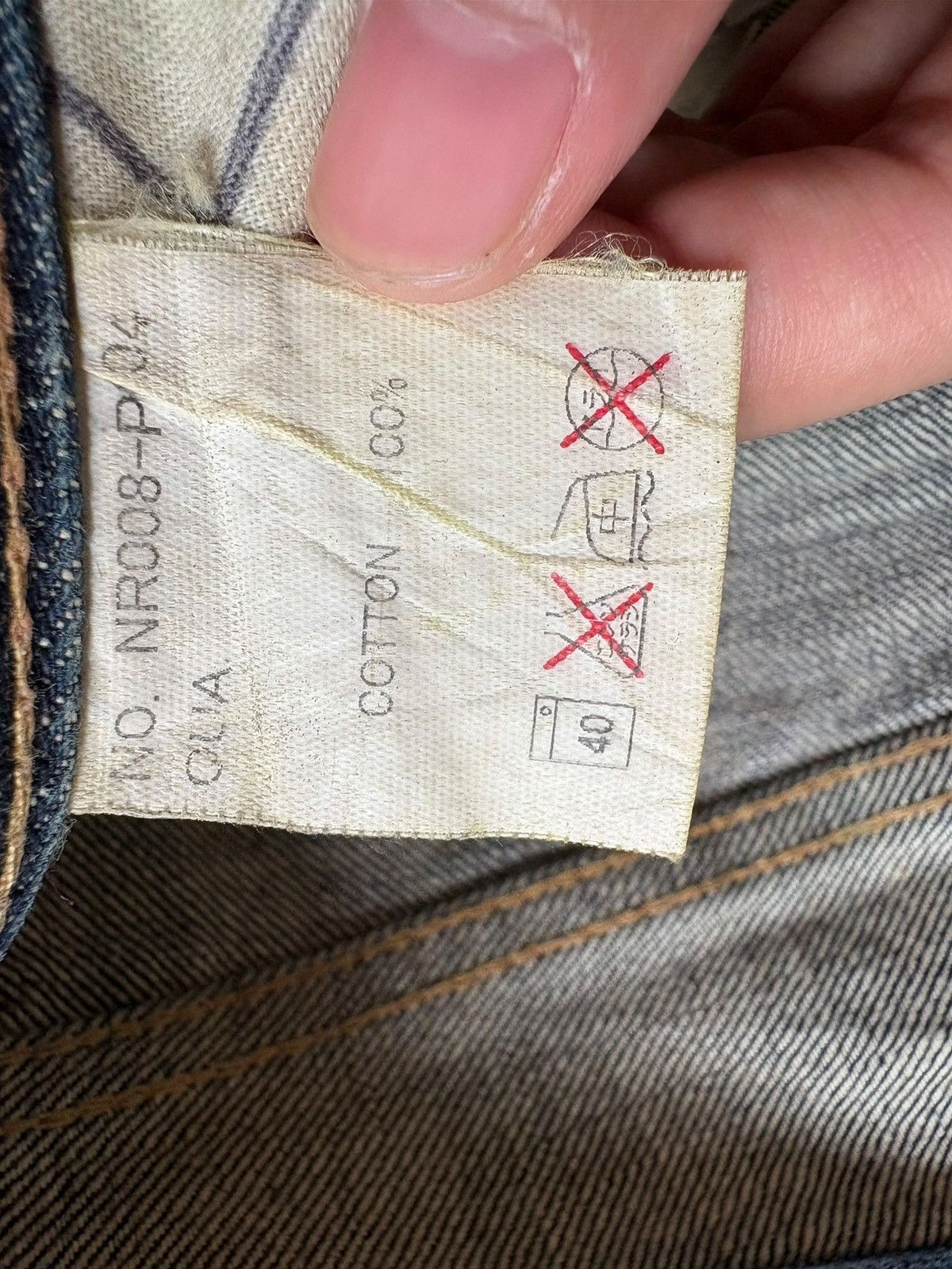 Designer × Japanese Brand Vintage Japanese Brand Blue Wash Loose Baggy Jeans Size US 37 - 10 Thumbnail