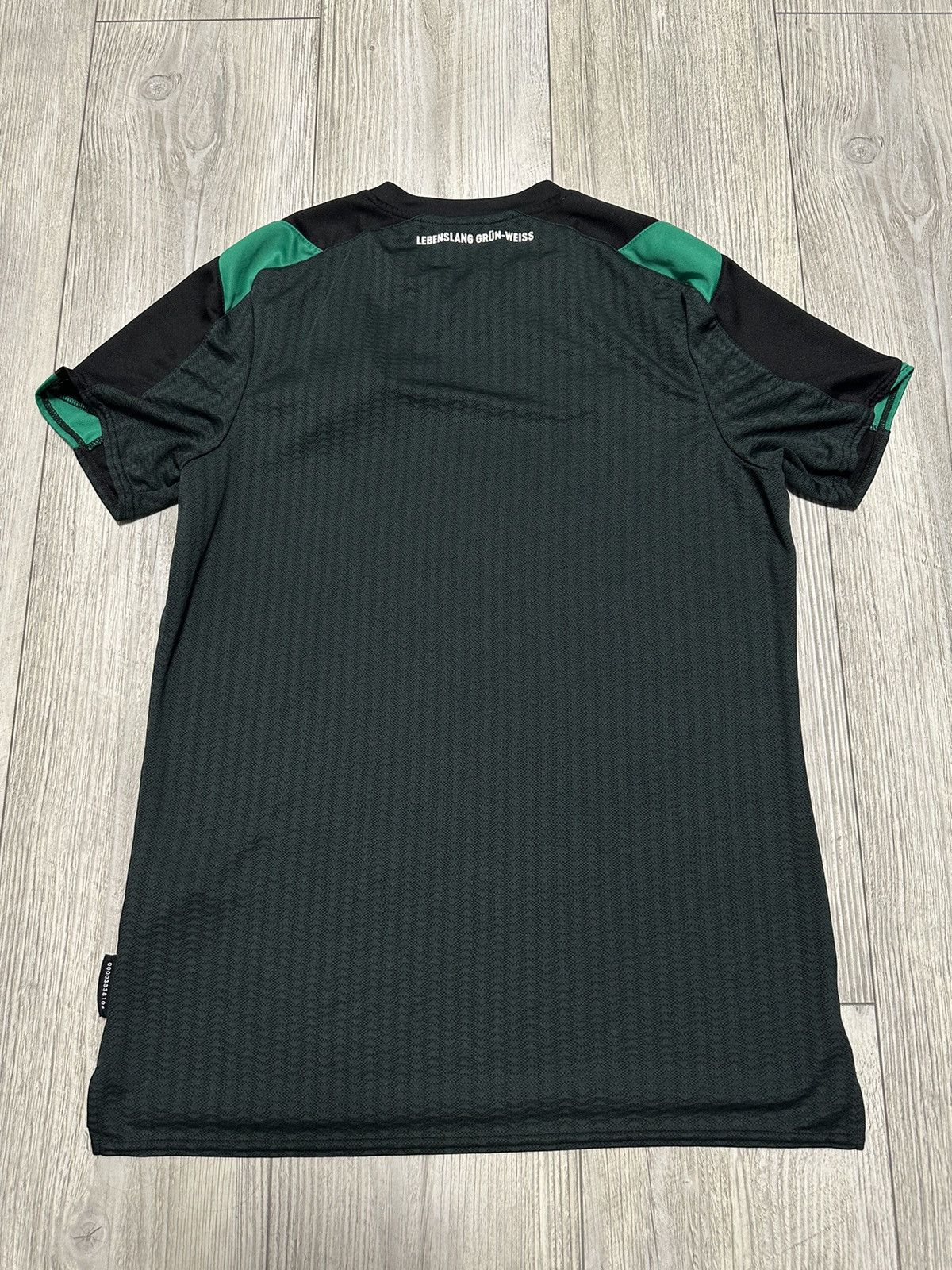 Umbro Umbro FC Werder Bremen Soccer Jersey Football Shirt 2021/22 Size US M / EU 48-50 / 2 - 7 Thumbnail