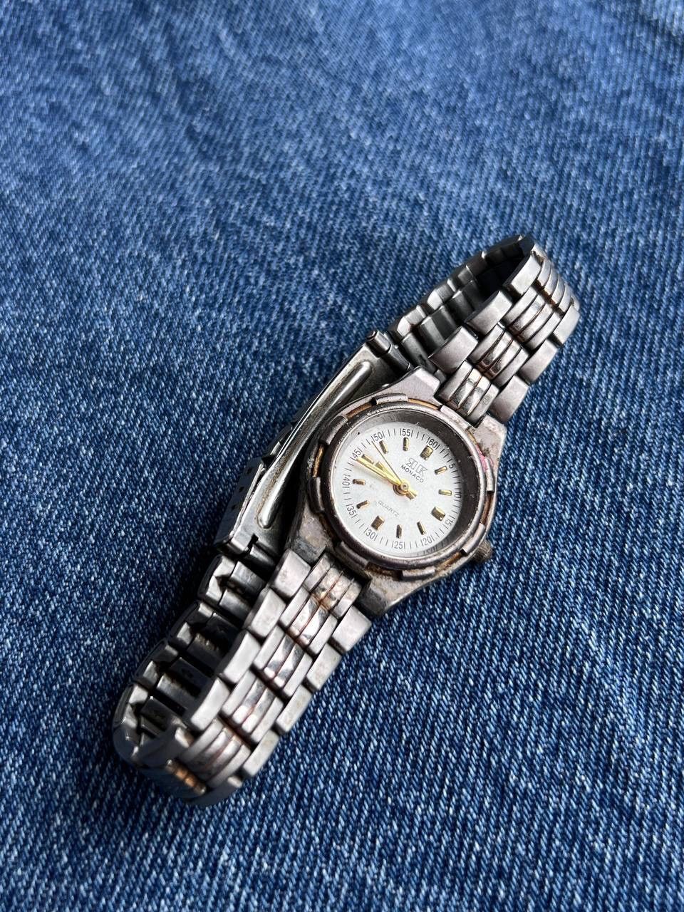 Japanese Brand × Vintage Vintage Monaco Japanese style futuristic Watch Size ONE SIZE - 1 Thumbnail