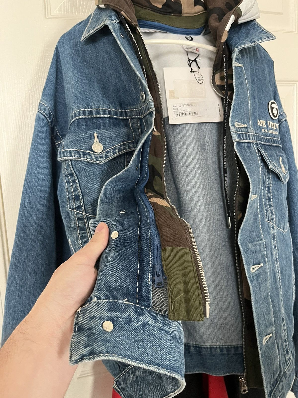 Aape Bape Patches Denim Jacket (removable hoodie) Size US M / EU 48-50 / 2 - 5 Thumbnail