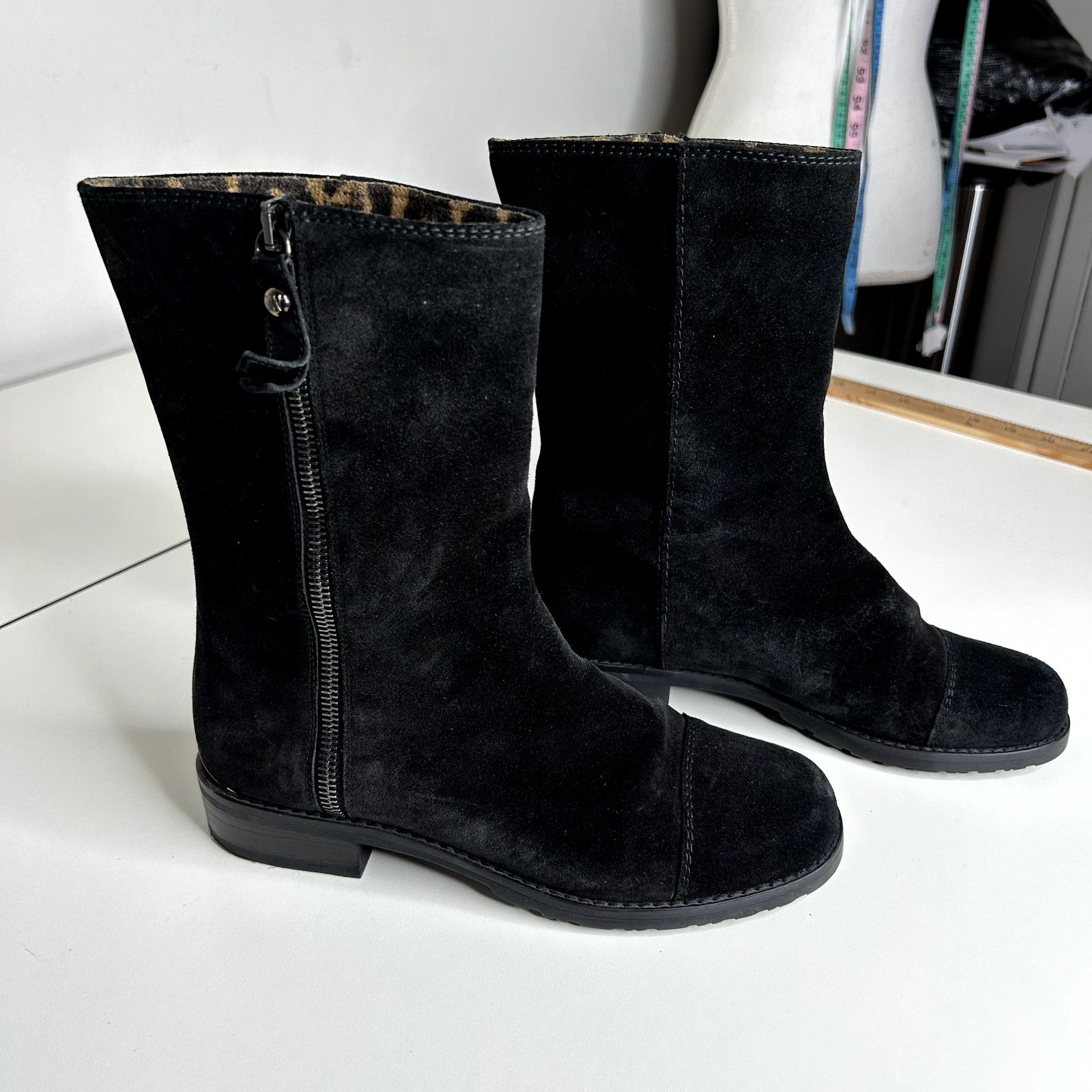 Stuart Weitzman Stuart Weitzman Black Suede Mid-Calf Round Toe Booties 4 Size US 4 / IT 34 - 6 Thumbnail