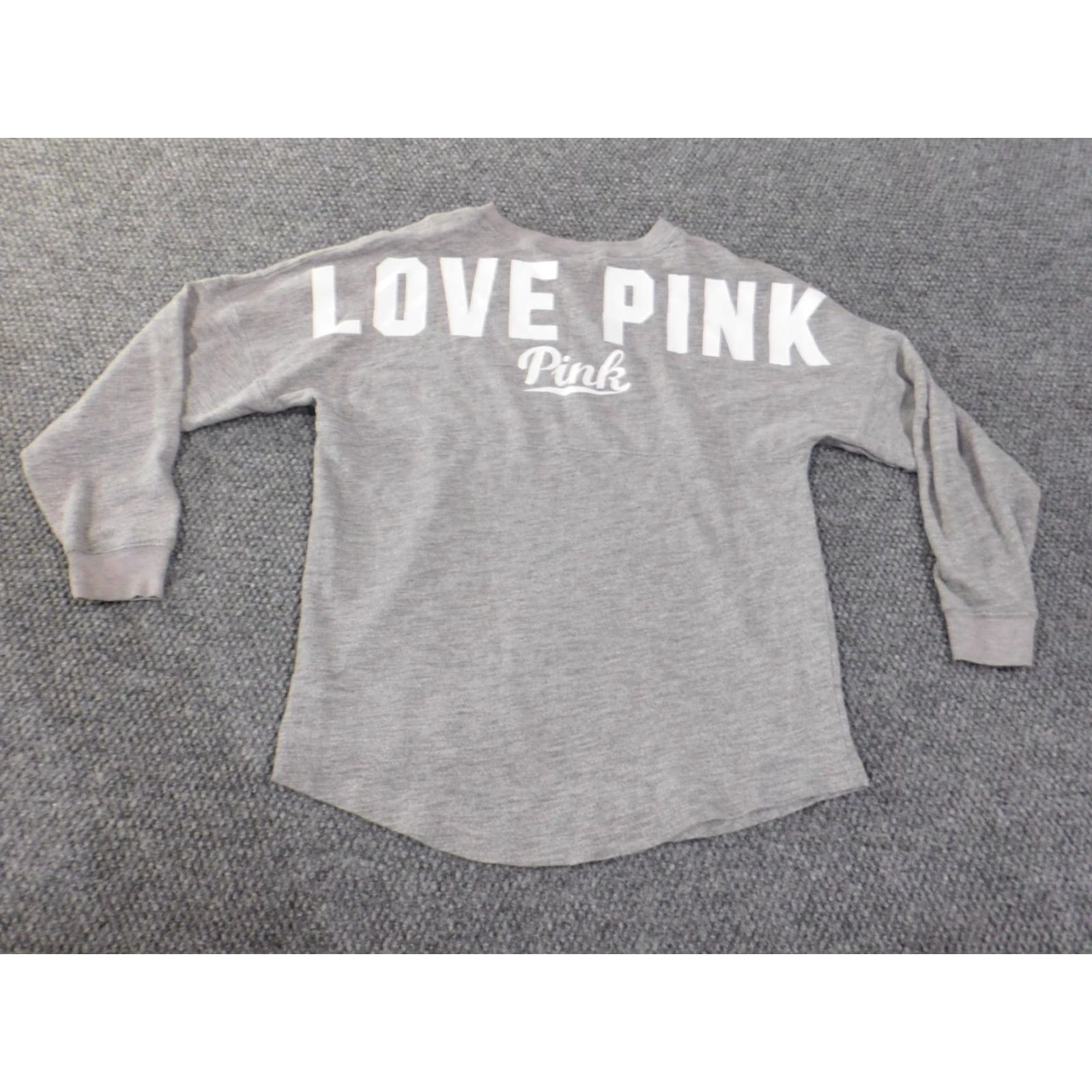 Victoria's Secret Victoria's Secret PINK Sweatshirt Womens V-Neck Raglan Sleeve Knit Love Gray Small Pullover Seasonal Fall Modern Logo Shirt New Size S / US 4 / IT 40 - 2 Thumbnail