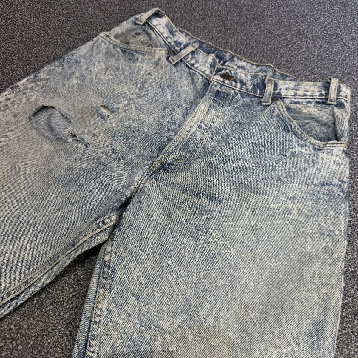 Levi's Vintage Clothing Vintage Thrash 90s Levis 505 IRREGULAR Acid Wash Rare Denim Size US 34 / EU 50 - 3 Thumbnail