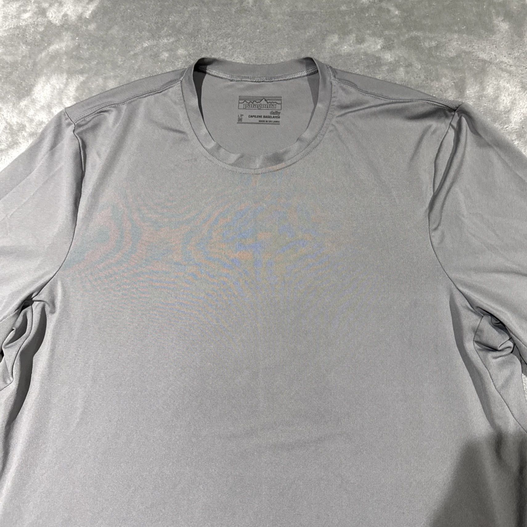 Patagonia Patagonia Capilene Base Layer Mens Medium Short Sleeve Outdoor Hiking Travel Shirt Size US 31 - 2 Thumbnail