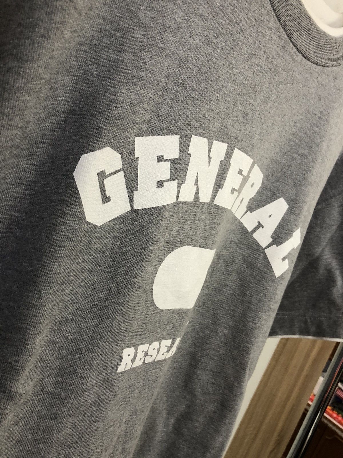 General Research × Japanese Brand × Vintage 2000 General Research College Logo Size US M / EU 48-50 / 2 - 3 Thumbnail