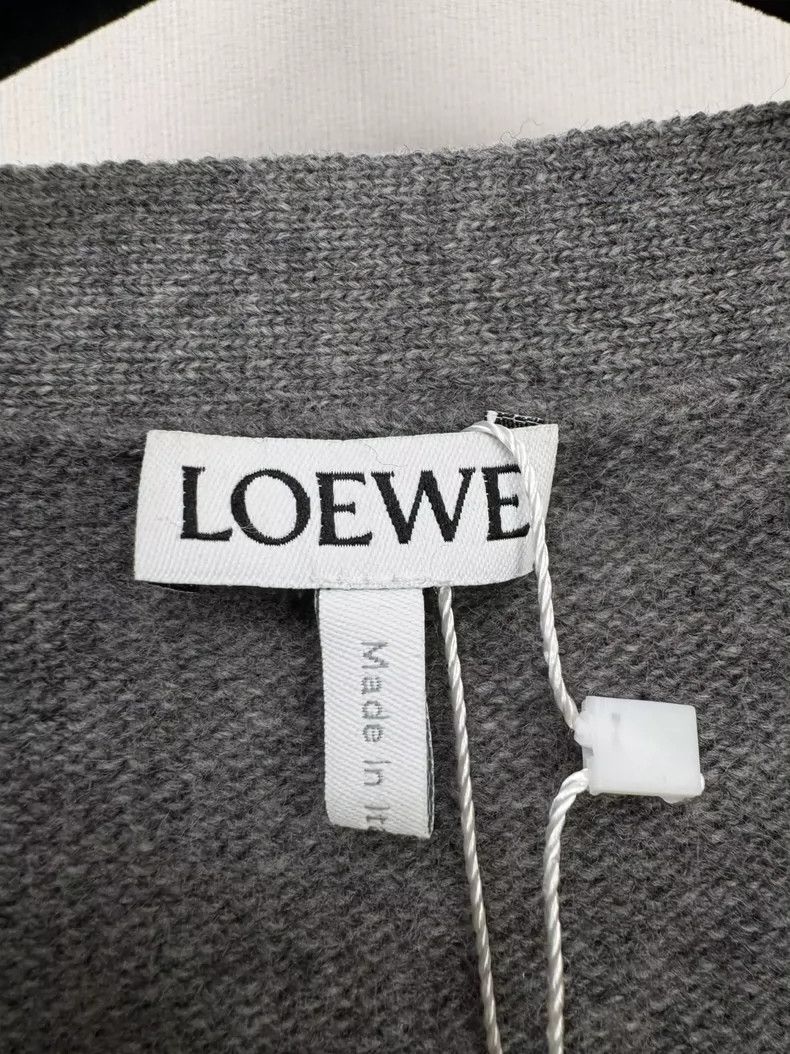 Loewe LOEWE A wool knit cardigan Size XS / US 0-2 / IT 36-38 - 2 Thumbnail
