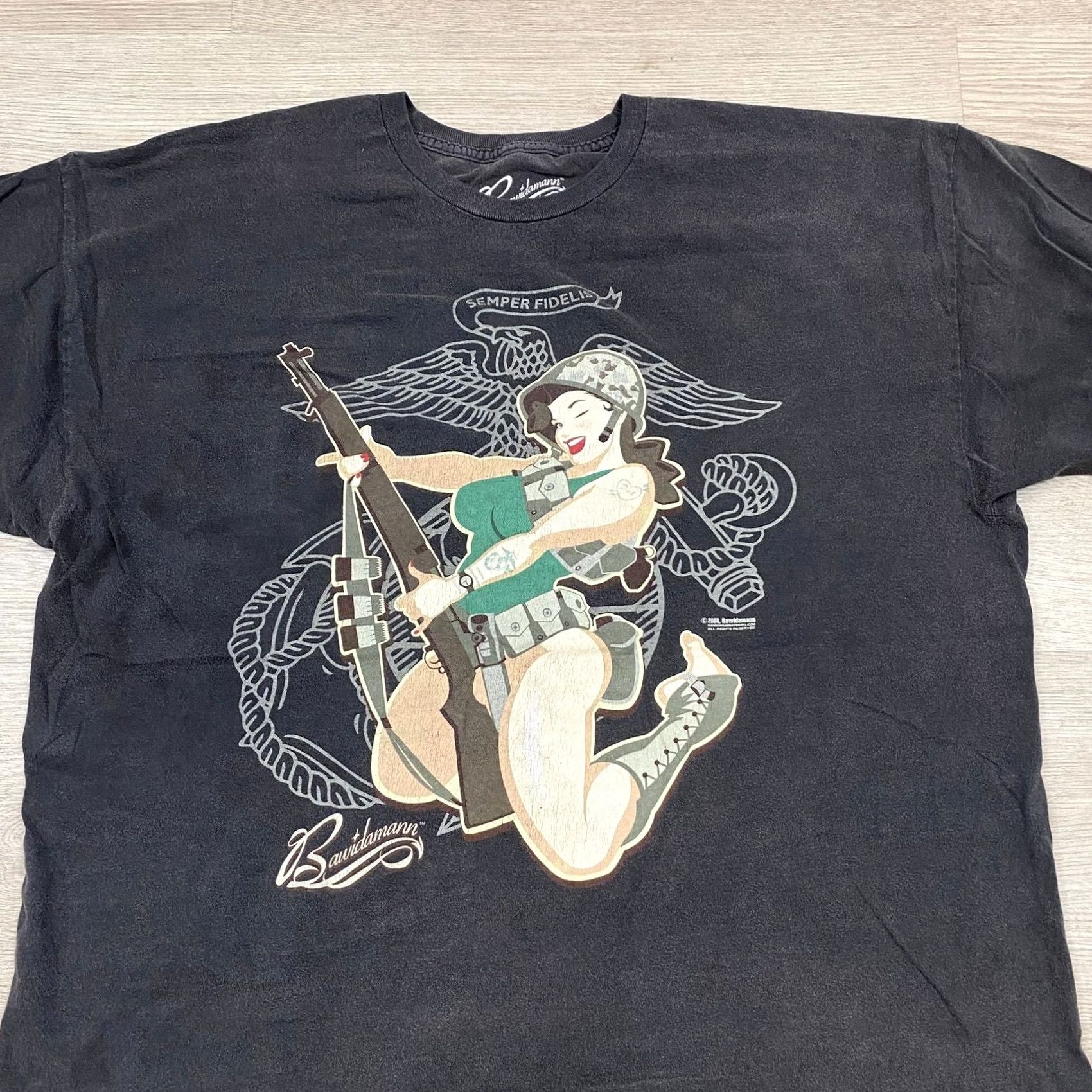 Vintage Bawidamann Army Pinup Girl Military T Shirt 2XL Y2K Mens 2008 Size US XXL / EU 58 / 5 - 2 Thumbnail
