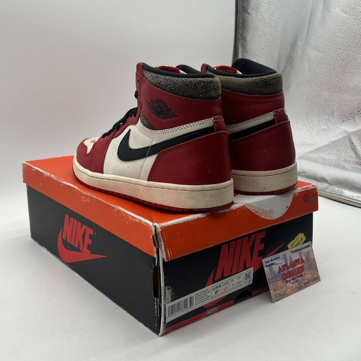 Nike Air Jordan 1 high Chicago lost & found Size US 8.5 / EU 41-42 - 4 Thumbnail
