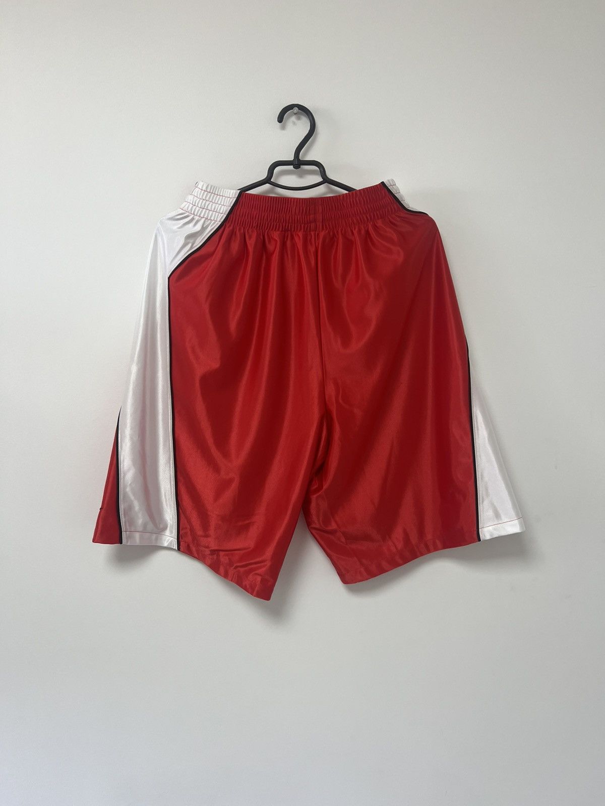 Nike × Vintage Vintage Nike Basketball Shorts Y2K Rare Hype NBA Mens sz M Size US 32 / EU 48 - 14 Thumbnail