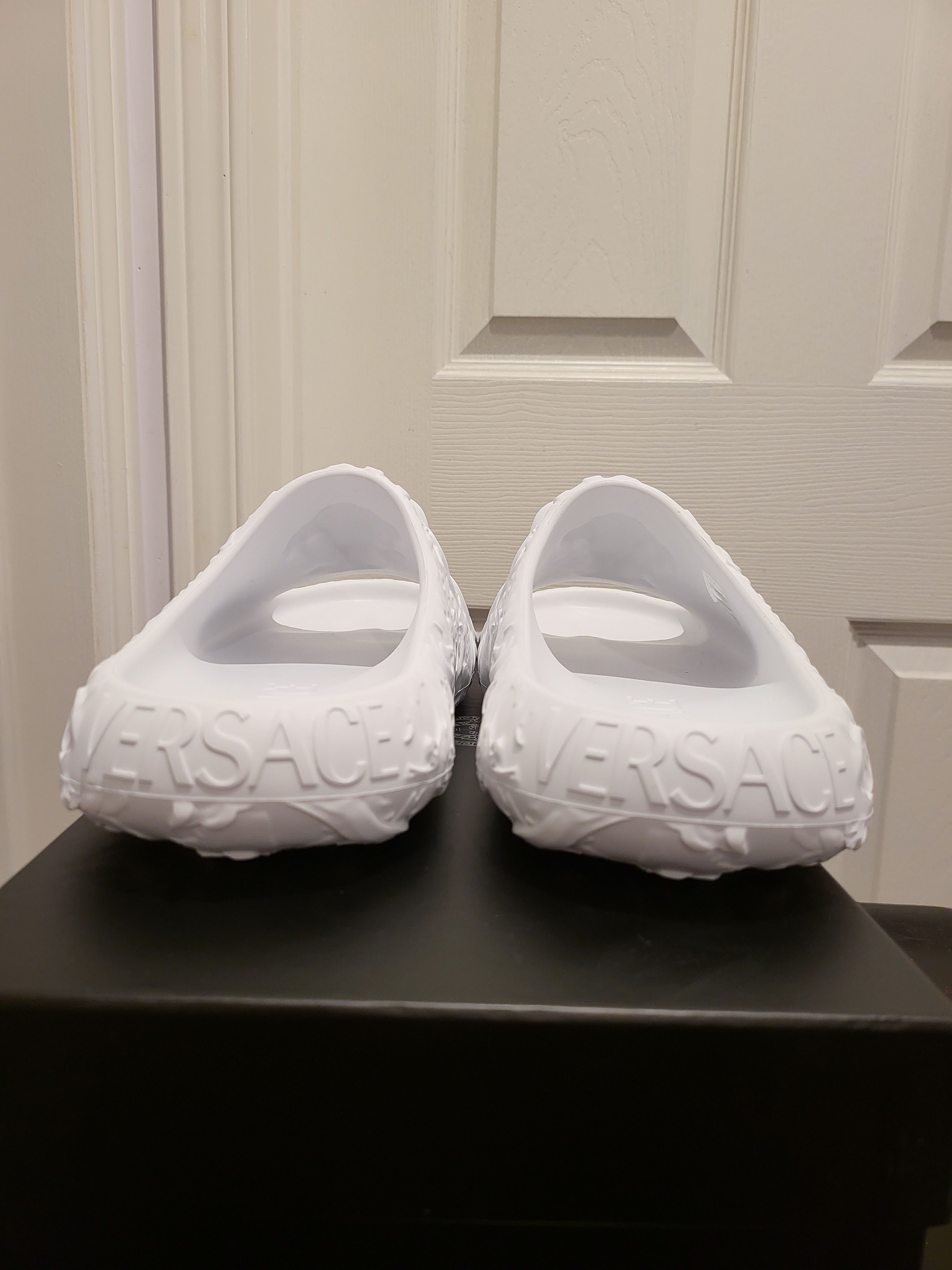 Versace Medusa Dimension Slides - UNISEX Size US 8 / EU 41 - 5 Thumbnail