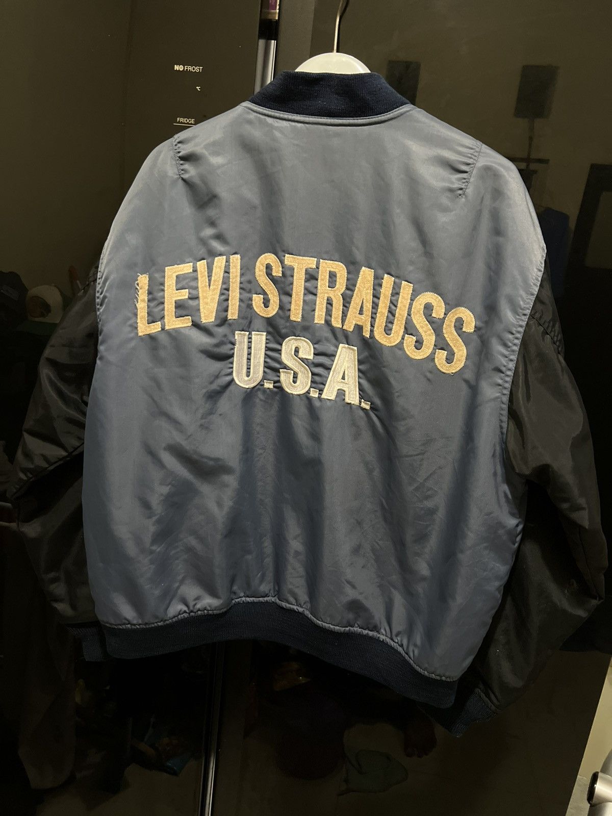 Levi's Vintage Clothing 80/90s Levi's Sun Faded Distressed Paint Bomber Jacket Size US M / EU 48-50 / 2 - 1 Thumbnail