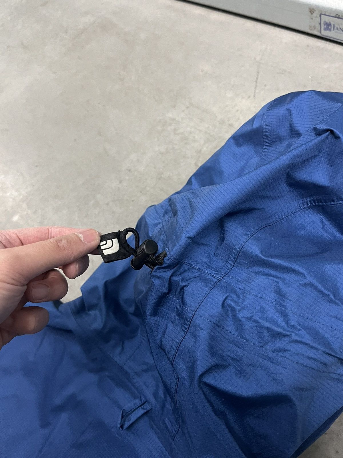 The North Face Vintage North Face Summit Series Gore-tex Jacket Size US XL / EU 56 / 4 - 10 Thumbnail