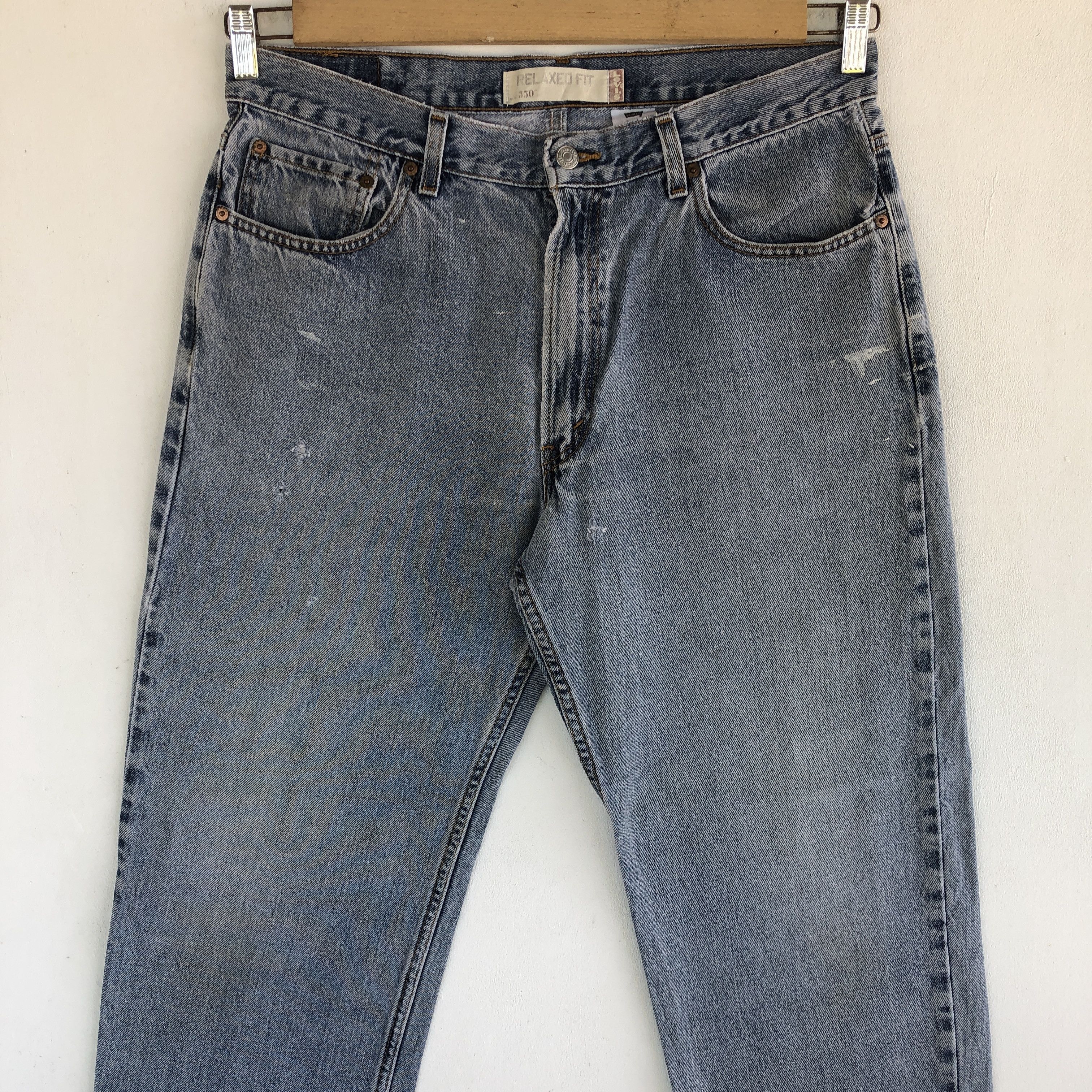 Levi's Vintage Levis Sun Faded Jeans Levi's 550 Light Wash Denim Size US 32 / EU 48 - 3 Thumbnail
