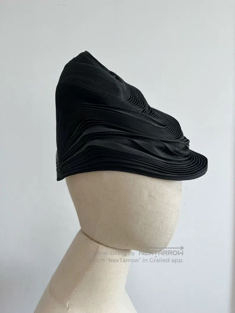 Issey Miyake Issey Miyake Alien Hat Black Size ONE SIZE - 5 Thumbnail