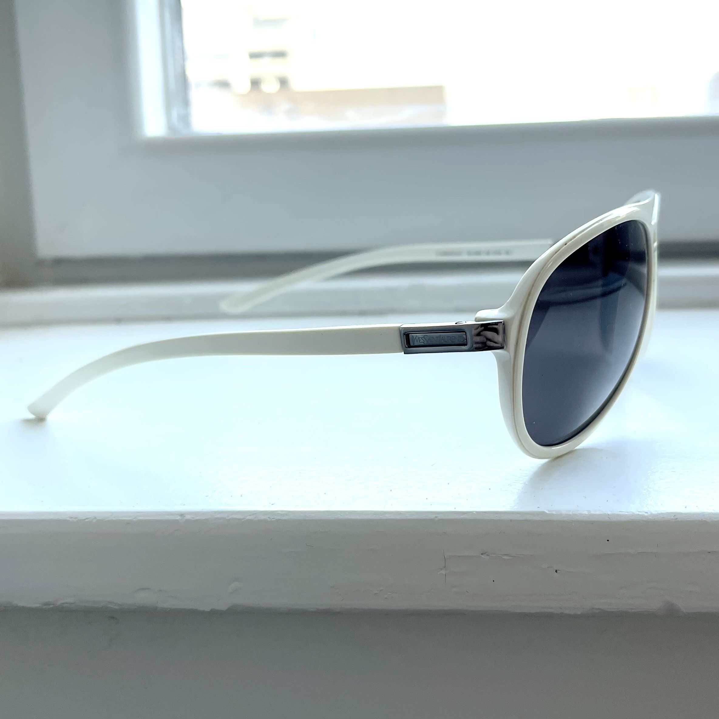 Yves Saint Laurent Yves Saint Laurent Women's White and Silver Sunglasses Size ONE SIZE - 6 Thumbnail