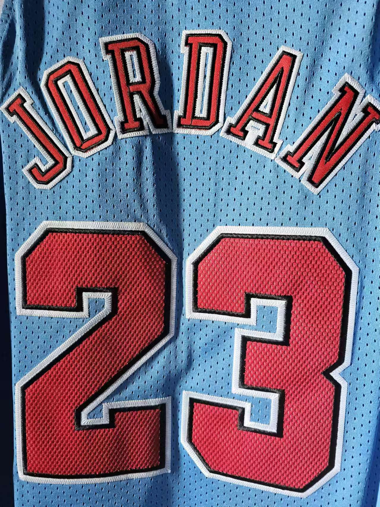 NBA Chicago Bulls 23 Michael Jordan Jersey S Size US S / EU 44-46 / 1 - 4 Thumbnail