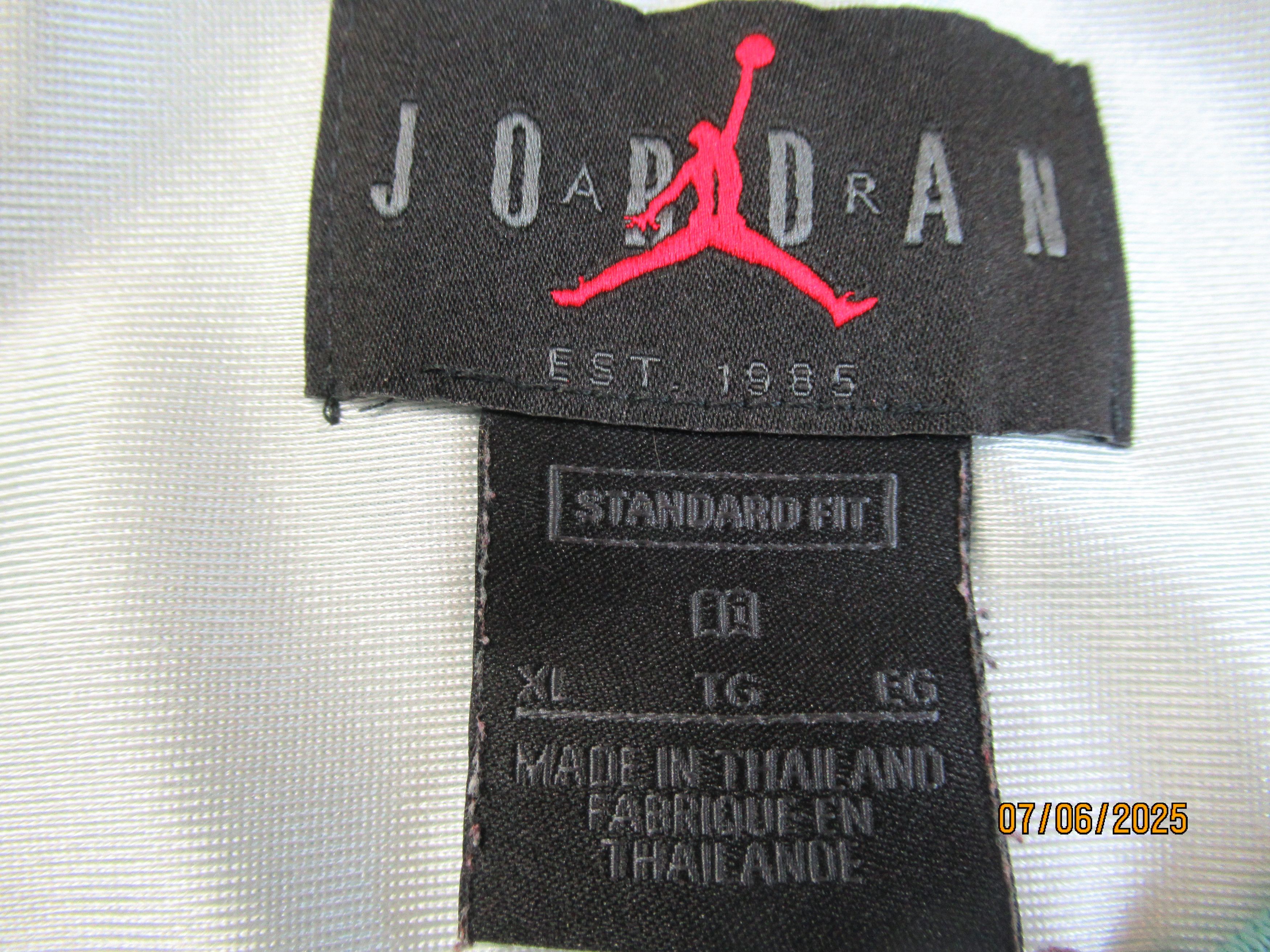 Jordan Brand Air Jordan Jumpman silver/green jersey Size US XL / EU 56 / 4 - 4 Thumbnail