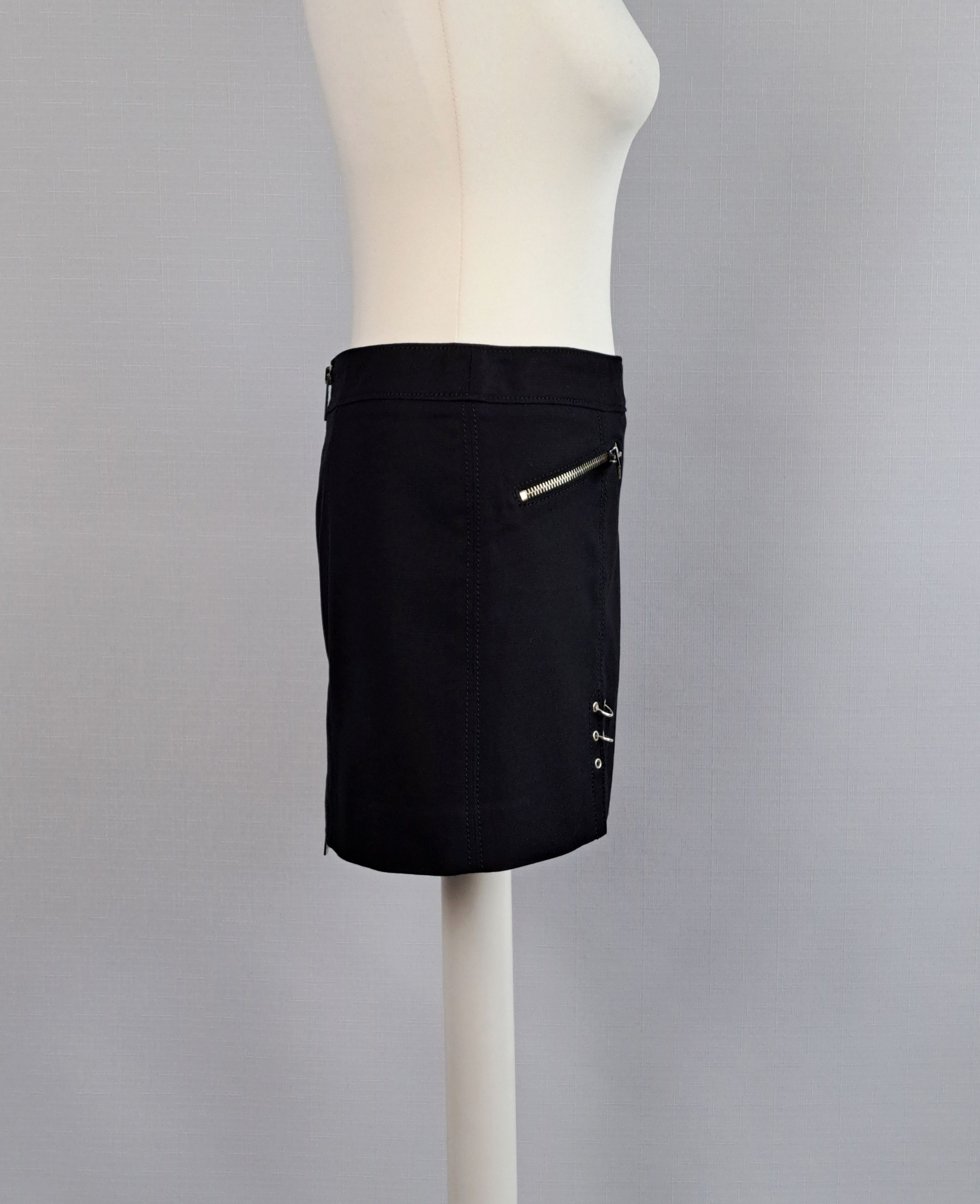 Versace Jeans Couture Versace Jeans Couture black mini skirt. Size 40IT Size 27" / US 4 / IT 40 - 8 Thumbnail