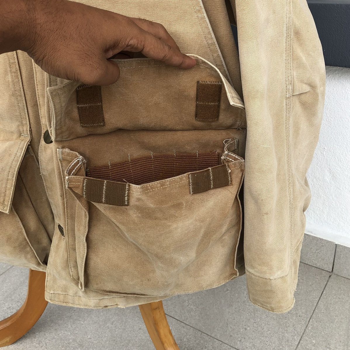 Carhartt VTG THRASHED Carhartt Canvas Hunting Jacket Pouch Corduroy Size US M / EU 48-50 / 2 - 14 Thumbnail