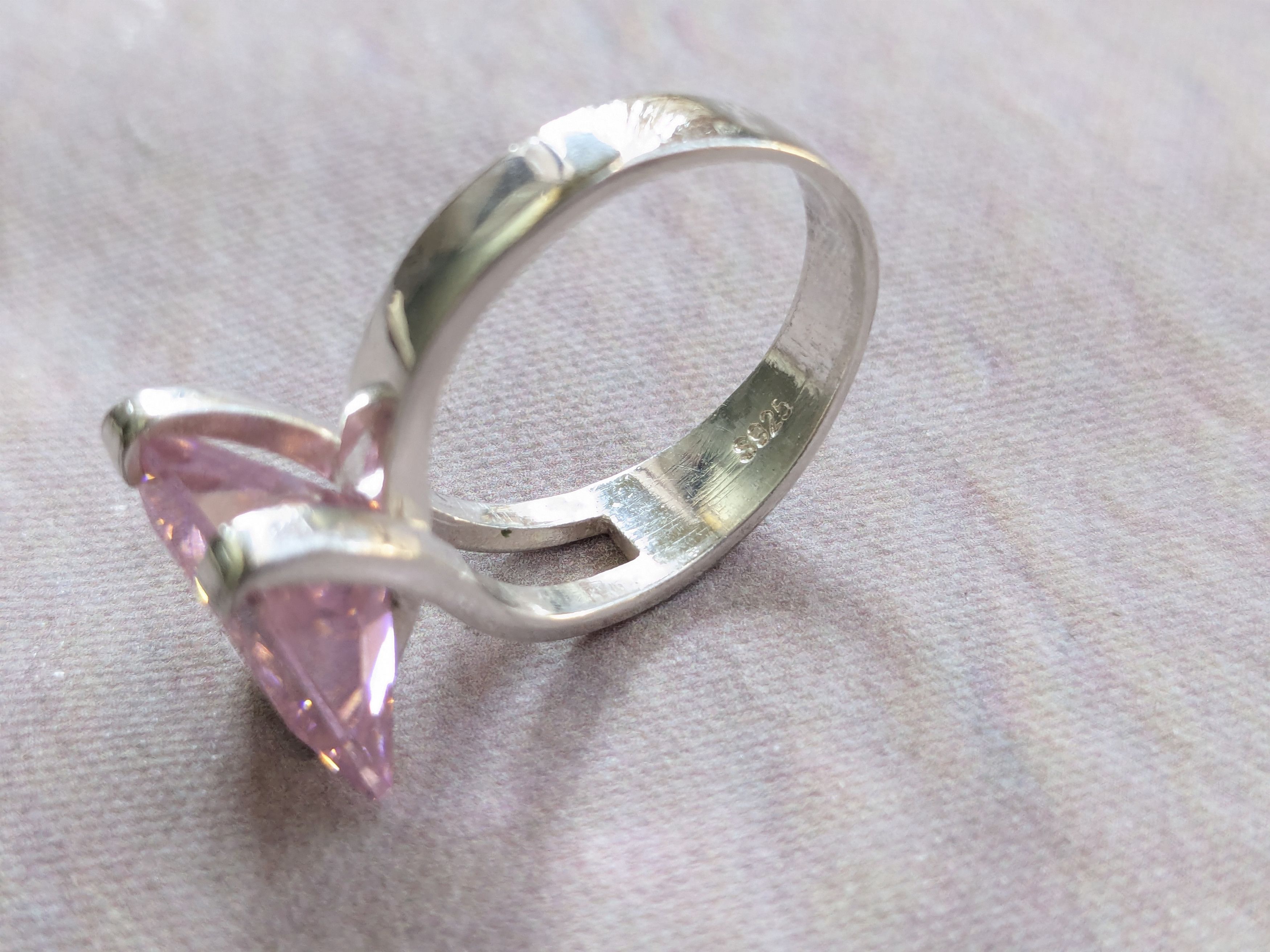 Jewelry × Vintage Vintage Sterling Silver Ring Pink CZ 8.5 Modern Square Size ONE SIZE - 8 Thumbnail