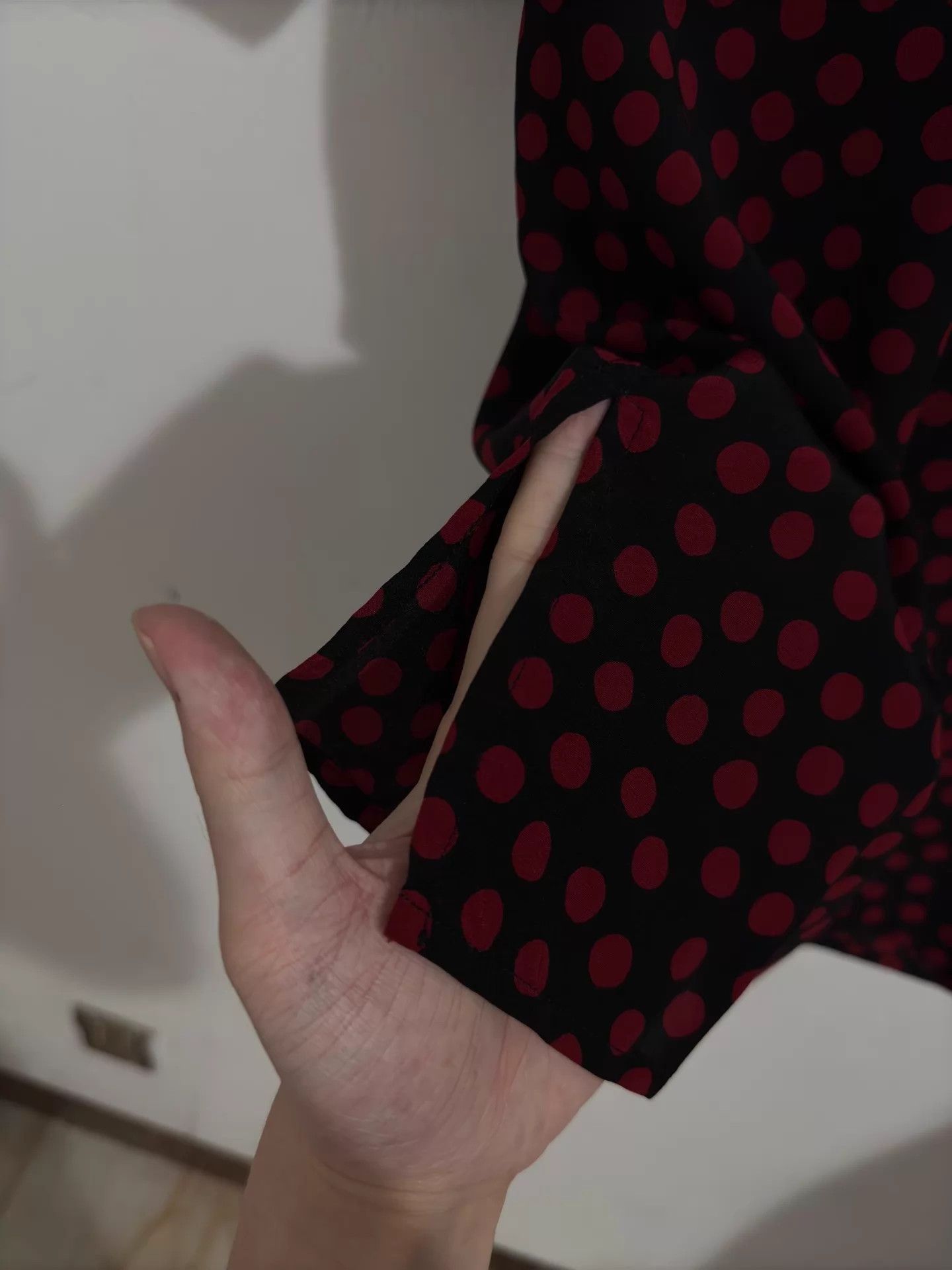 Saint Laurent Paris SLP 19FW Silk Black Red Polka Dot Polo Shirt 37 xs Size US XS / EU 42 / 0 - 4 Thumbnail